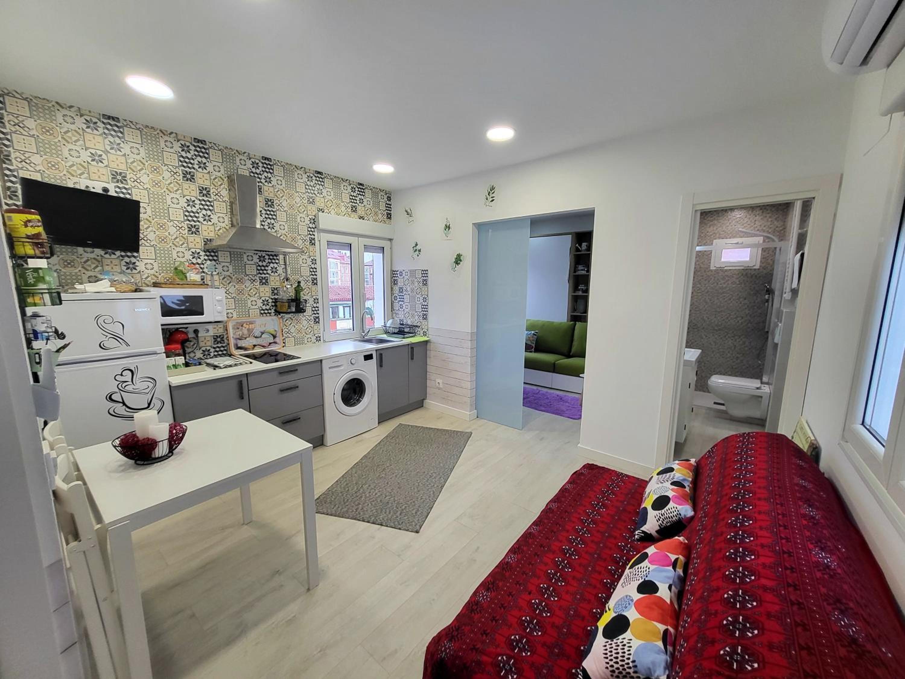 Two-Bedroom Apartment - Photo 19