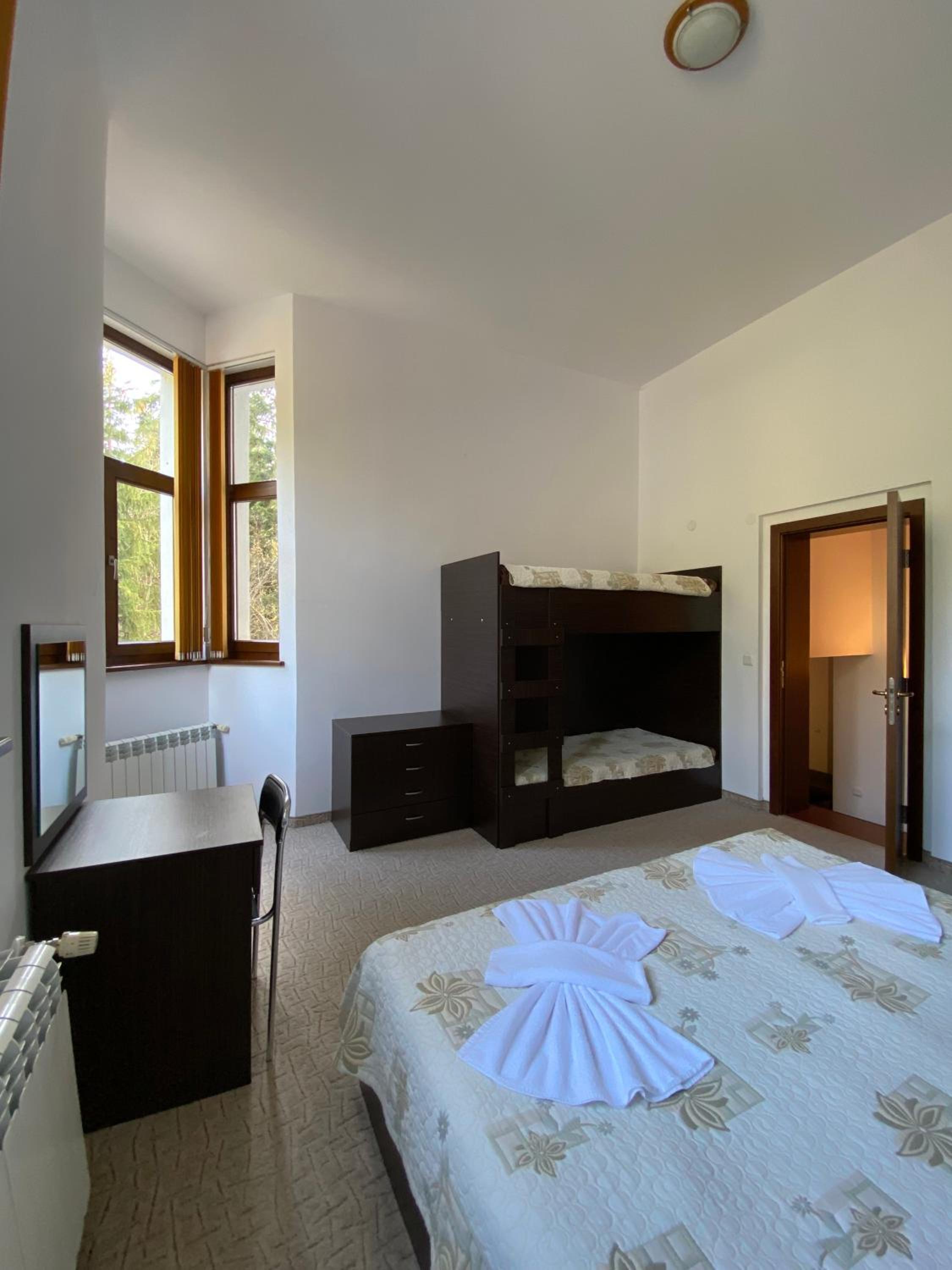 Apartment - Photo 20