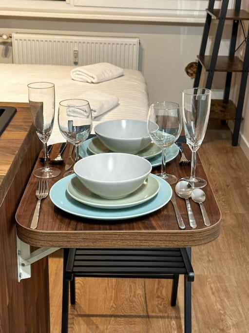 One-Bedroom Apartment - Photo 4