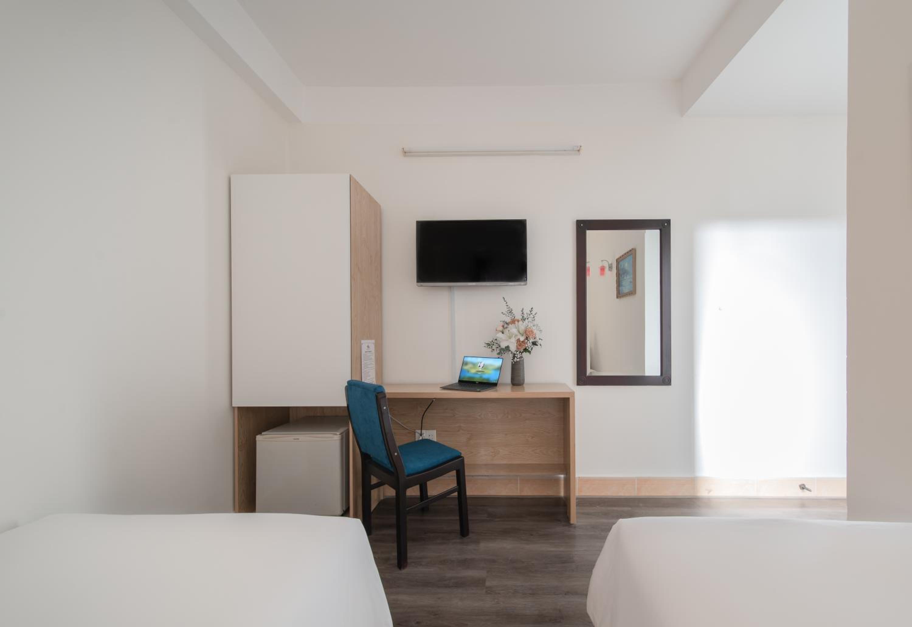 Deluxe Double or Twin Room with Balcony - Photo 2
