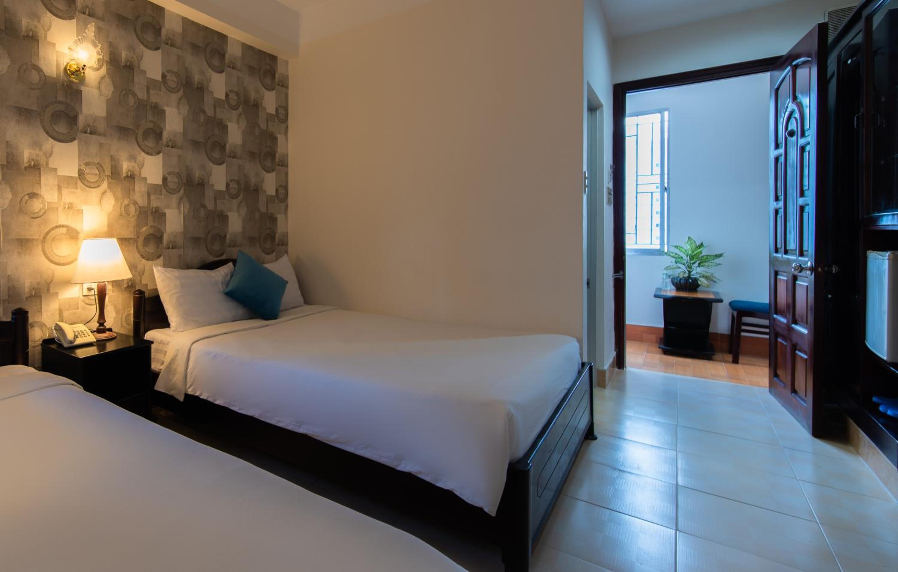 Standard Triple Room - Photo 7