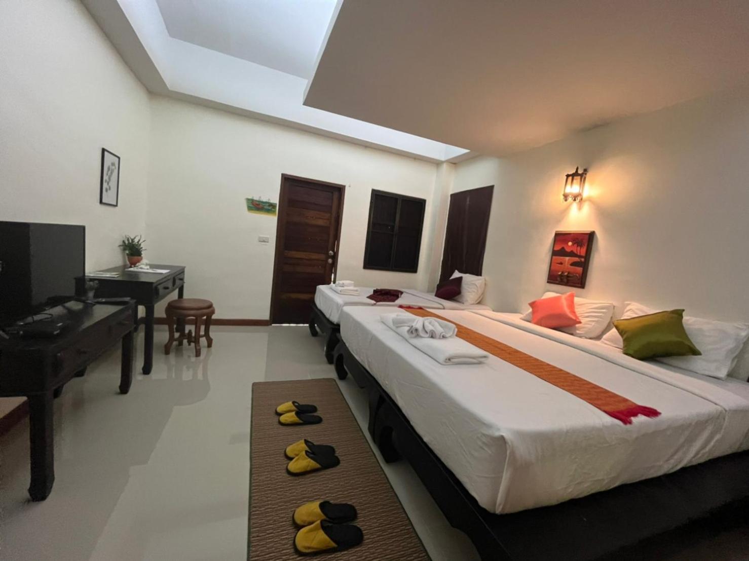 Superior Triple Room - Photo 1