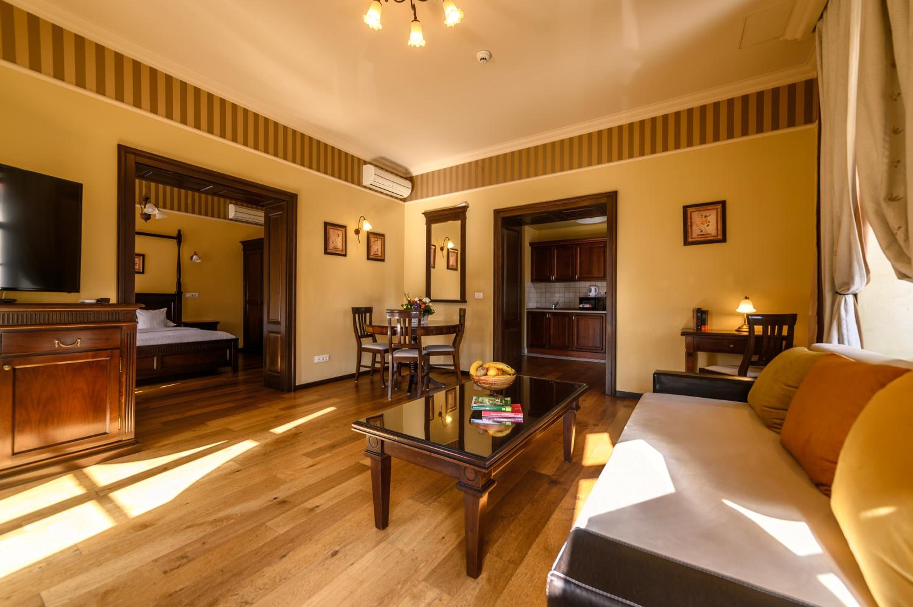 Superior Business Apartment photo 3