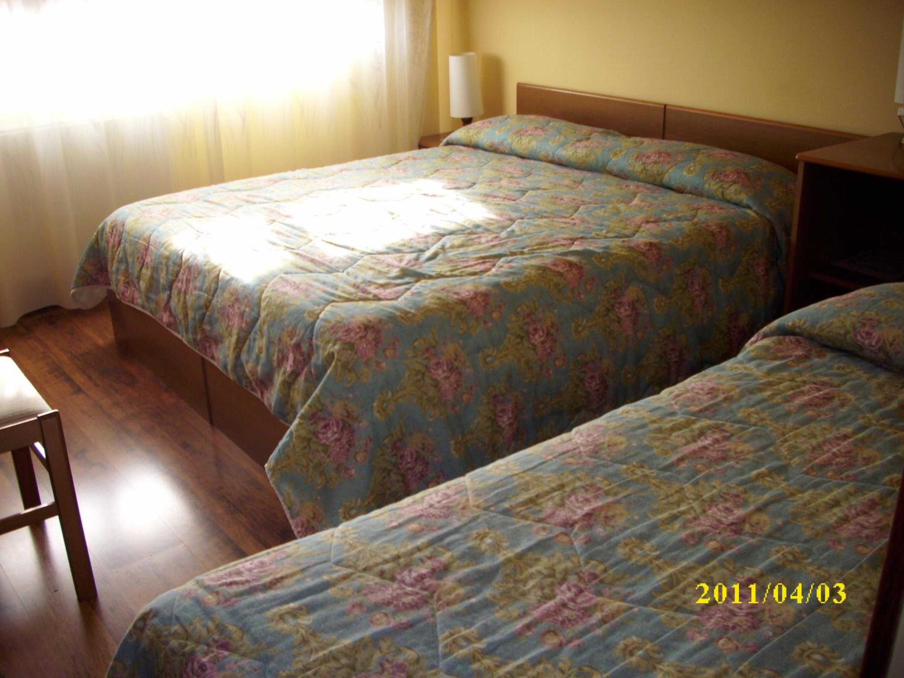Triple Room - Photo 7