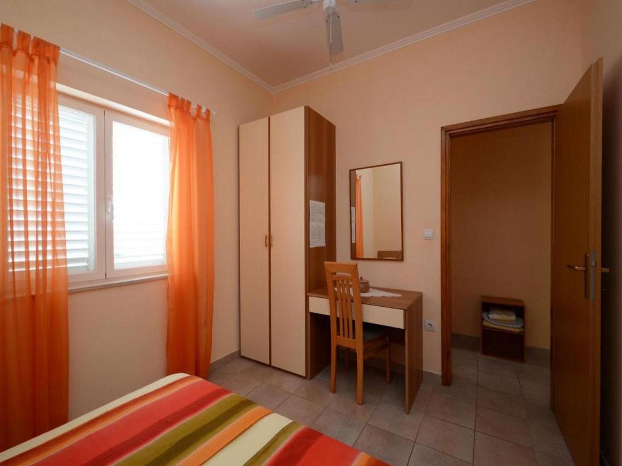 Two-Bedroom Apartment with Terrace and Sea View photo 2