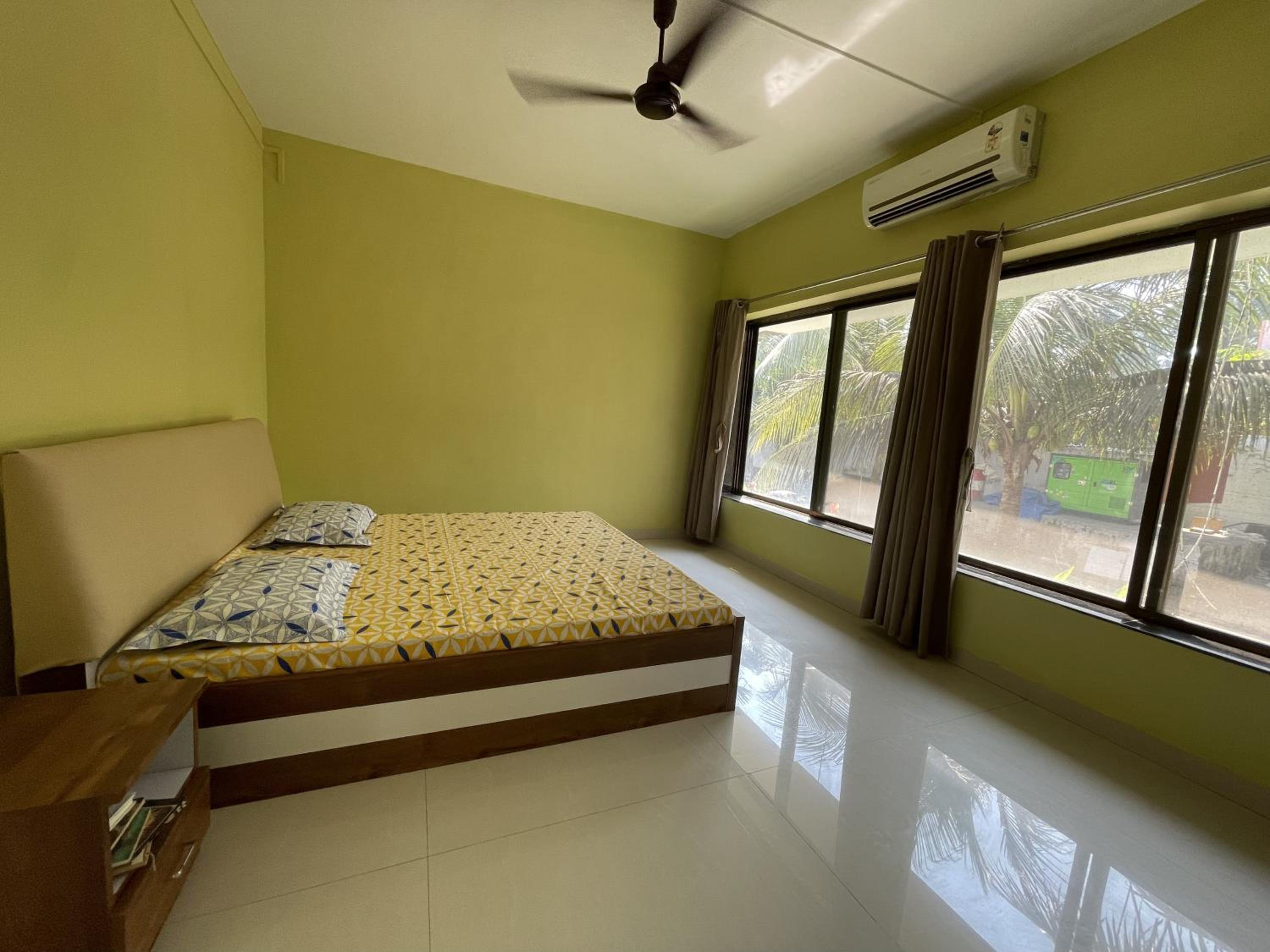 Villa photo 1