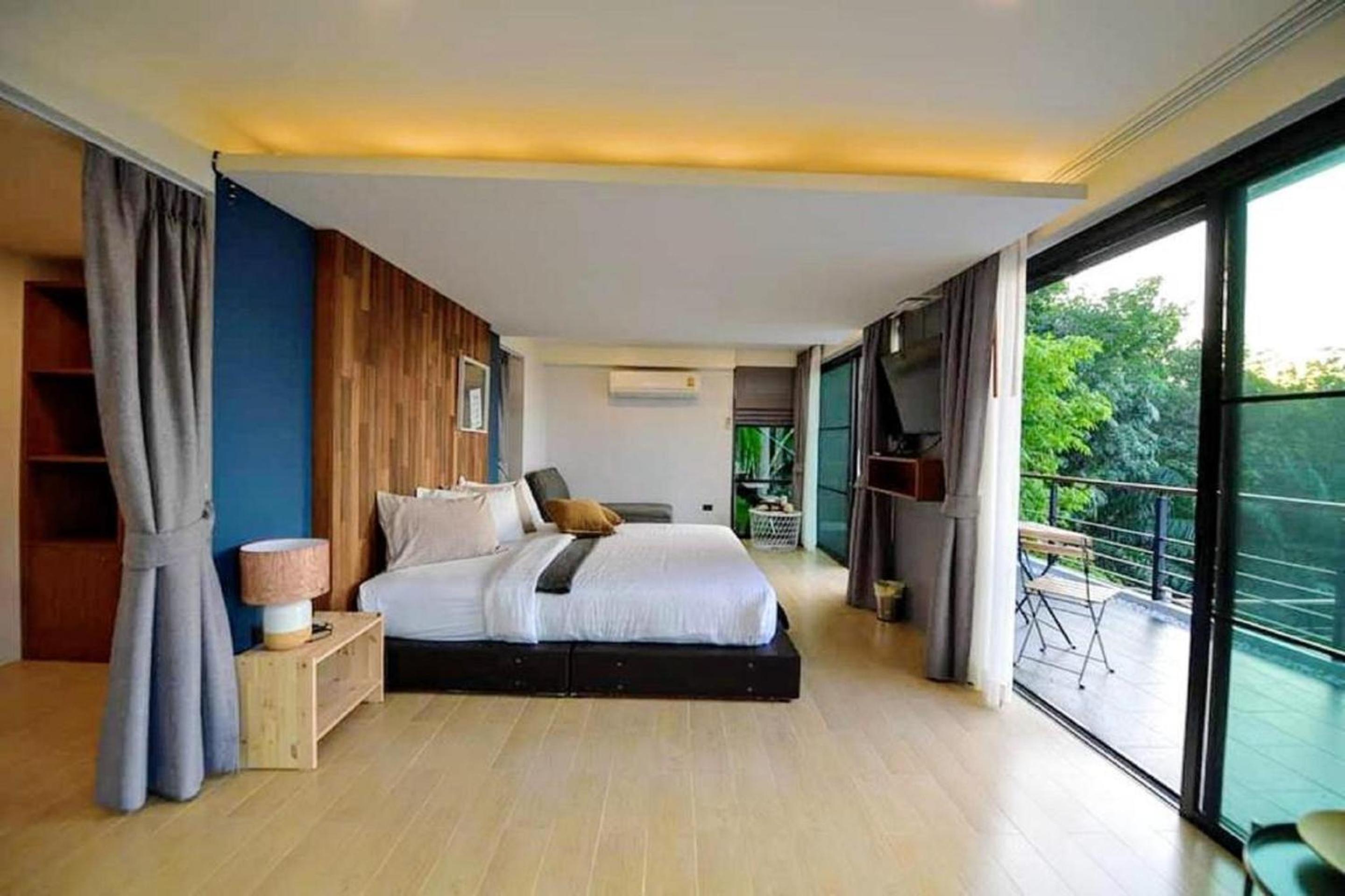Studio with Ocean View - Photo 5