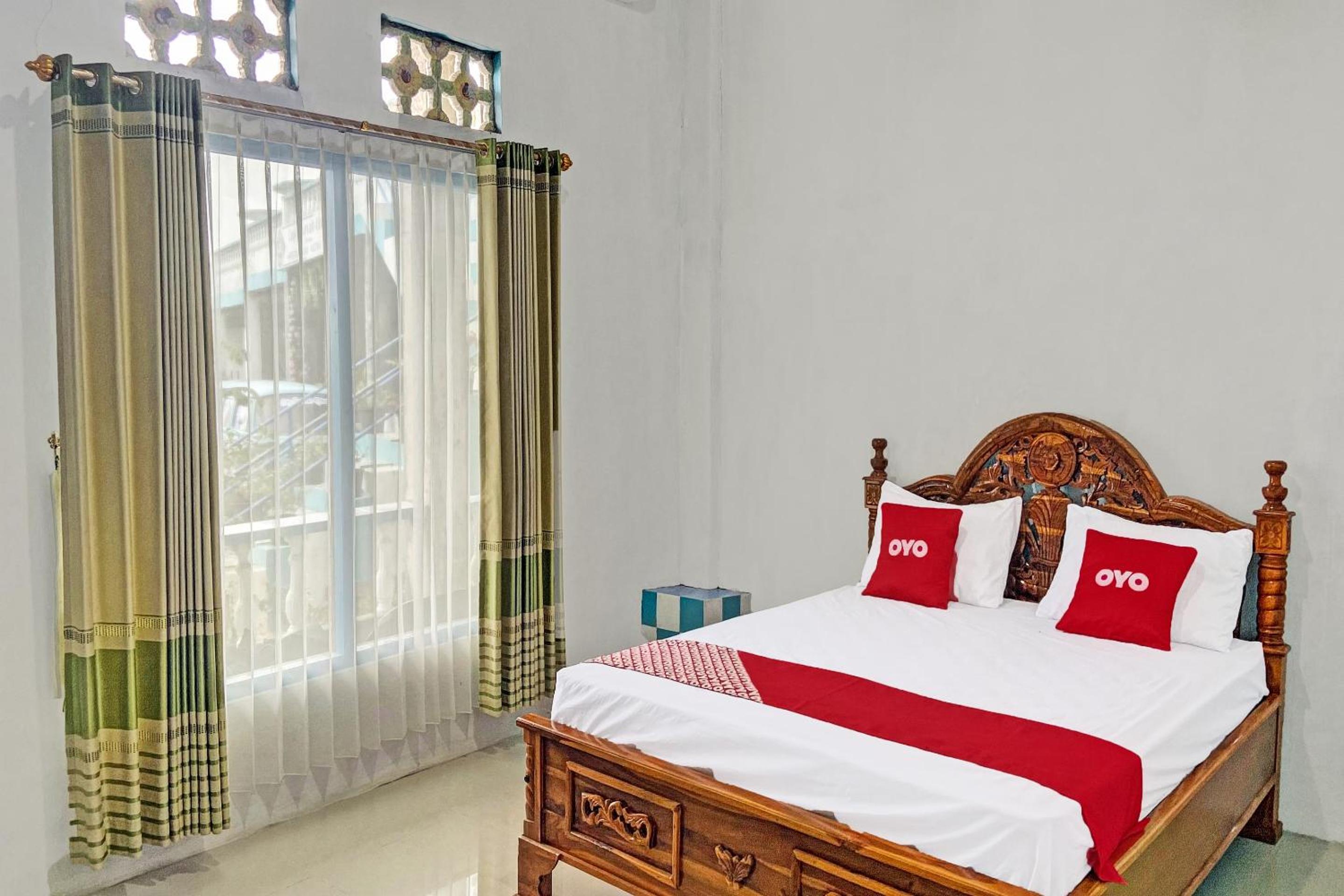Deluxe King Room photo 3