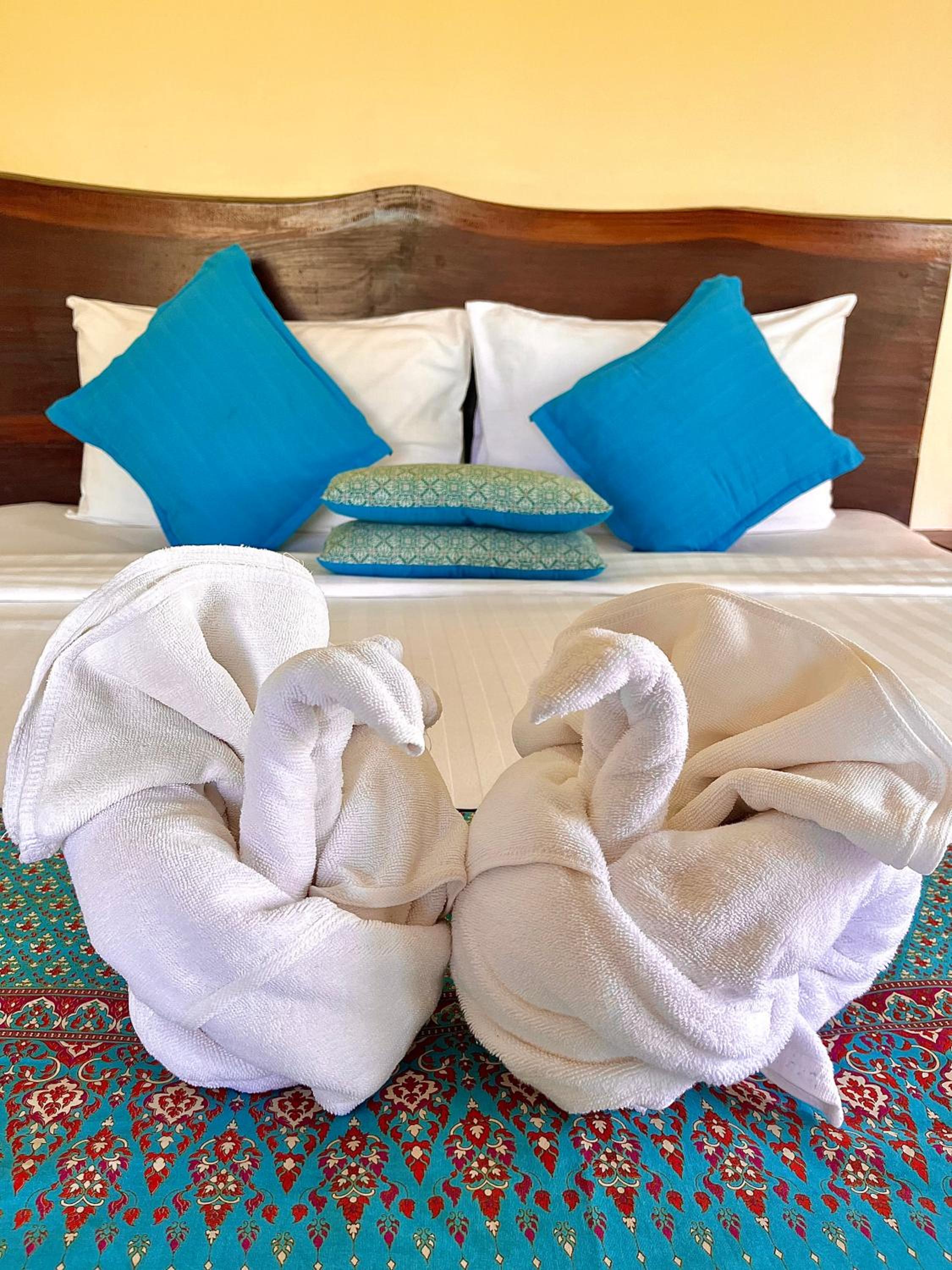 Deluxe Double Room with Pool View photo 2