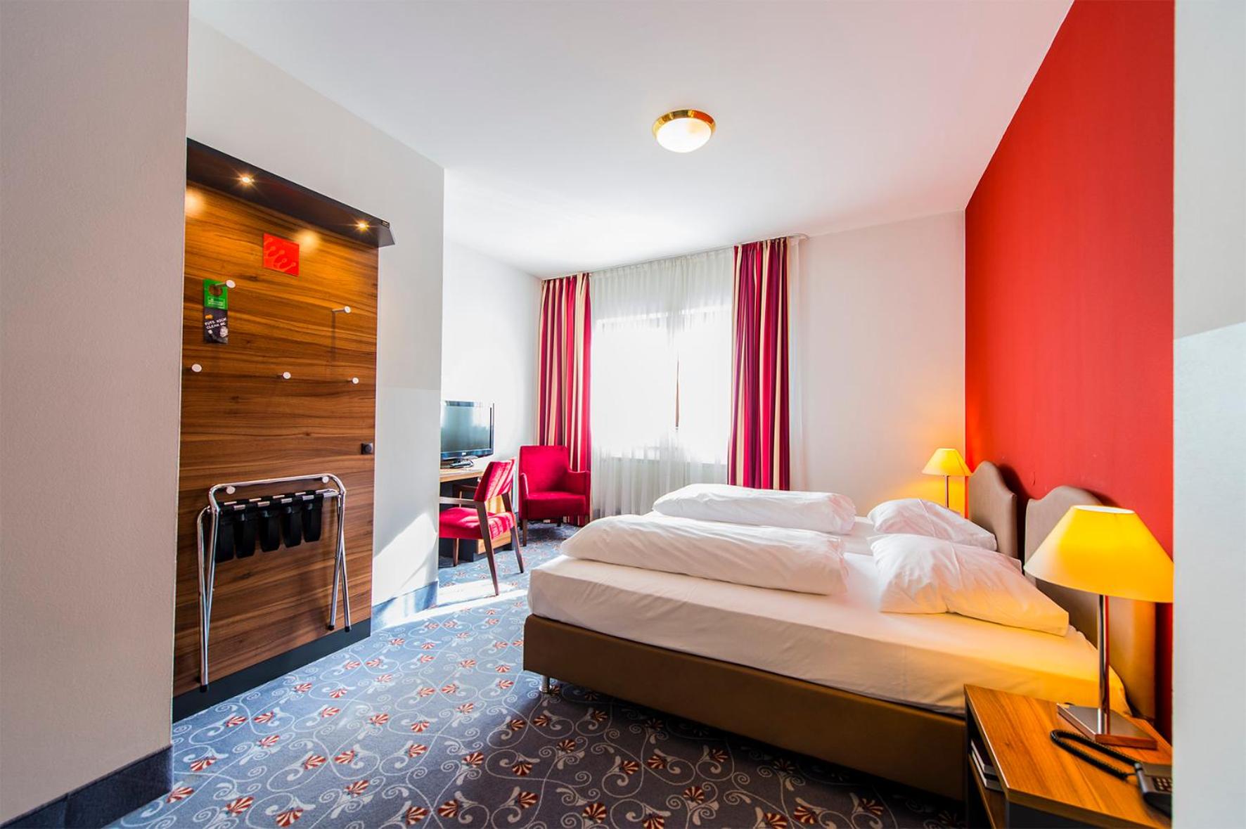 Standard Double Room - Photo 3