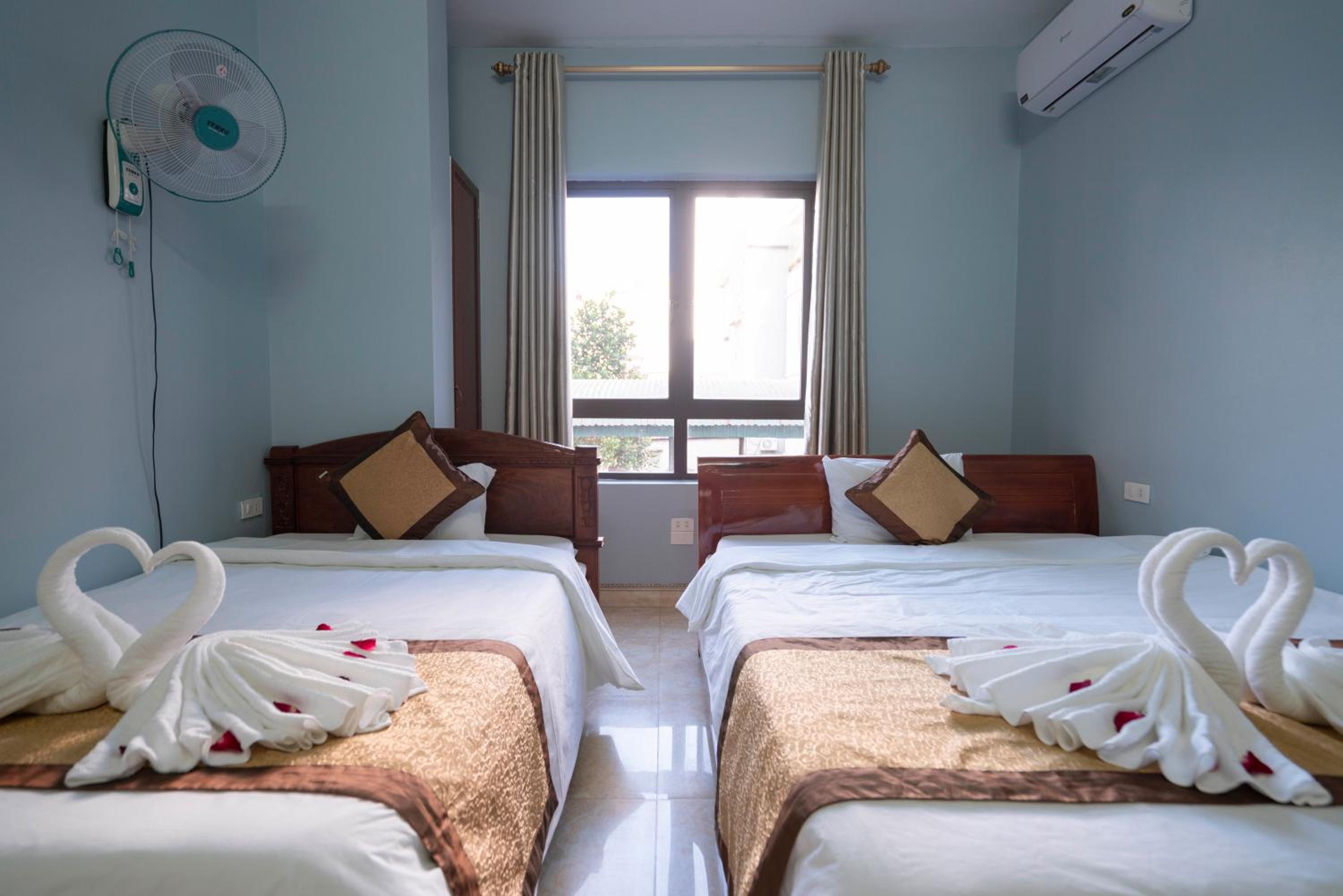 Deluxe Twin Room photo 3