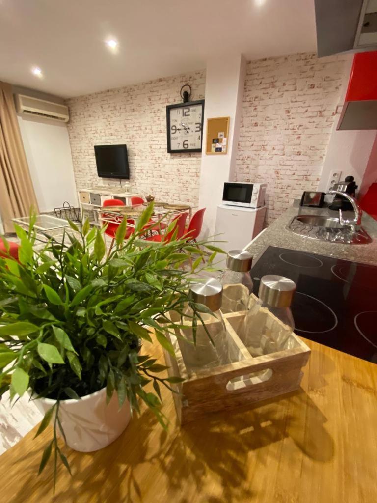 Apartment with Garden View - Photo 15