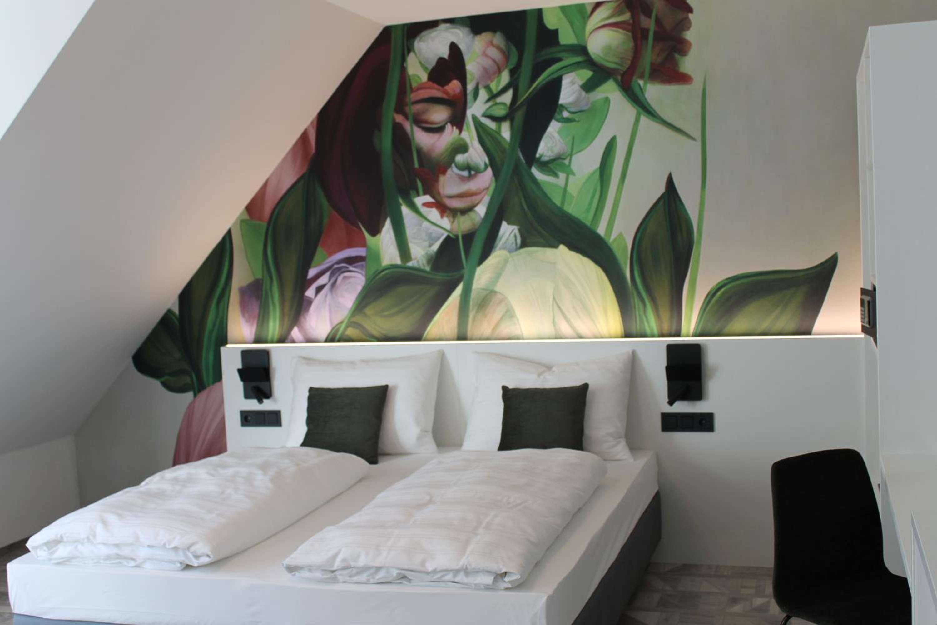 Double Room - Photo 6