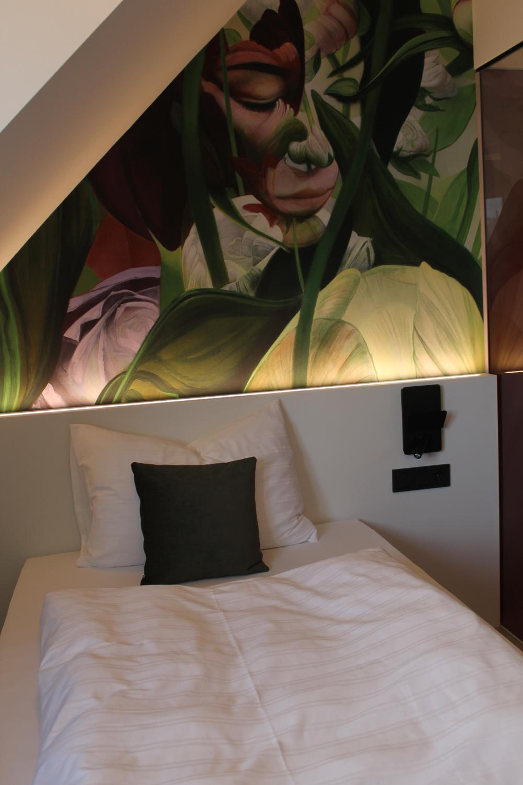 Single Room photo 1