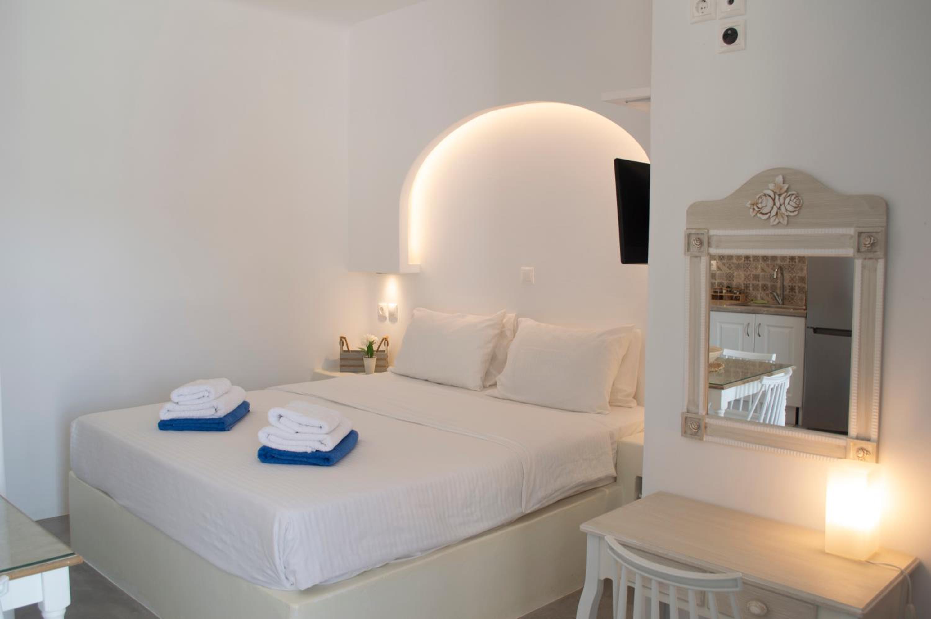 Deluxe Suite with Sea View