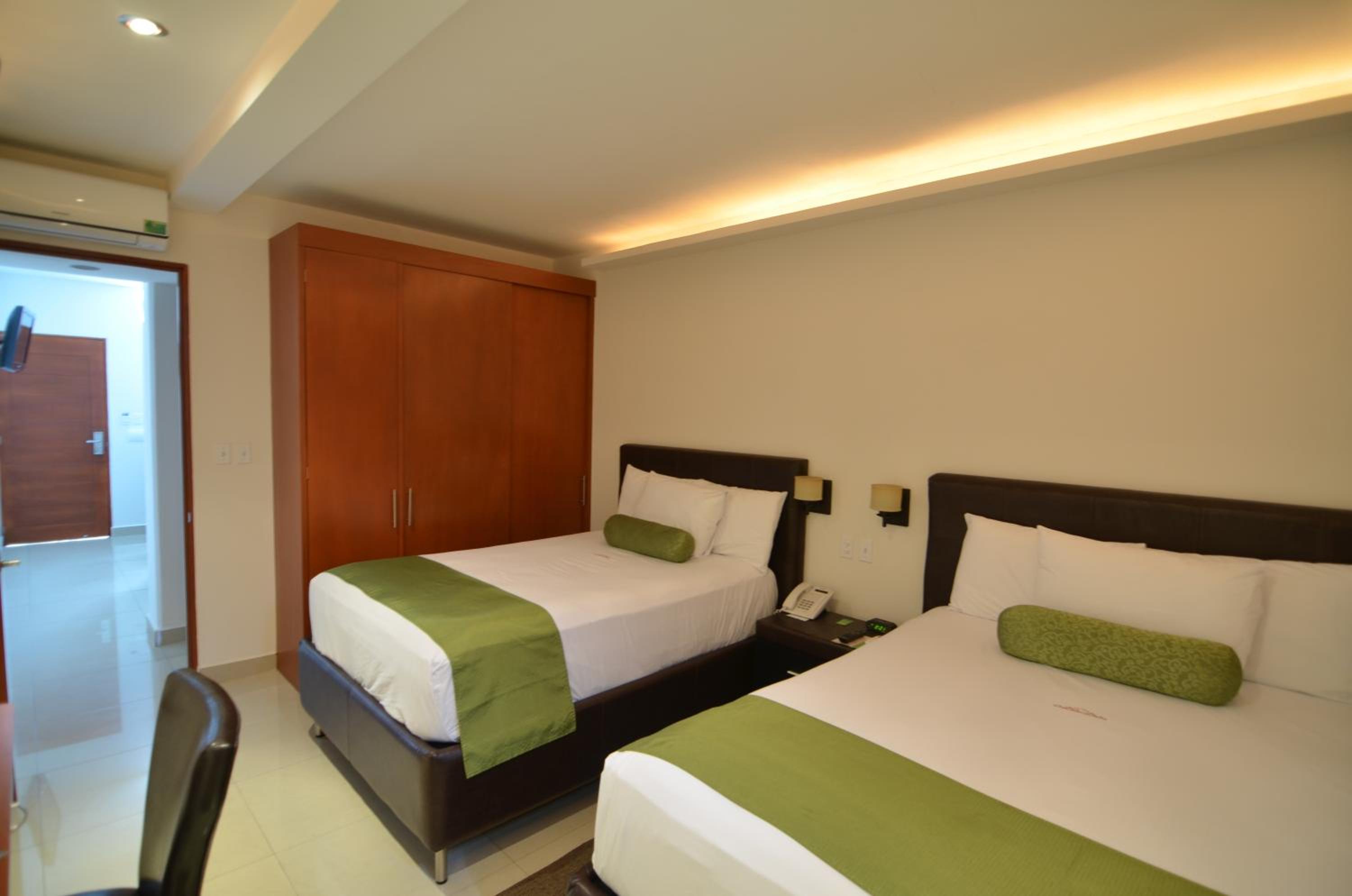 Quadruple Room photo 1