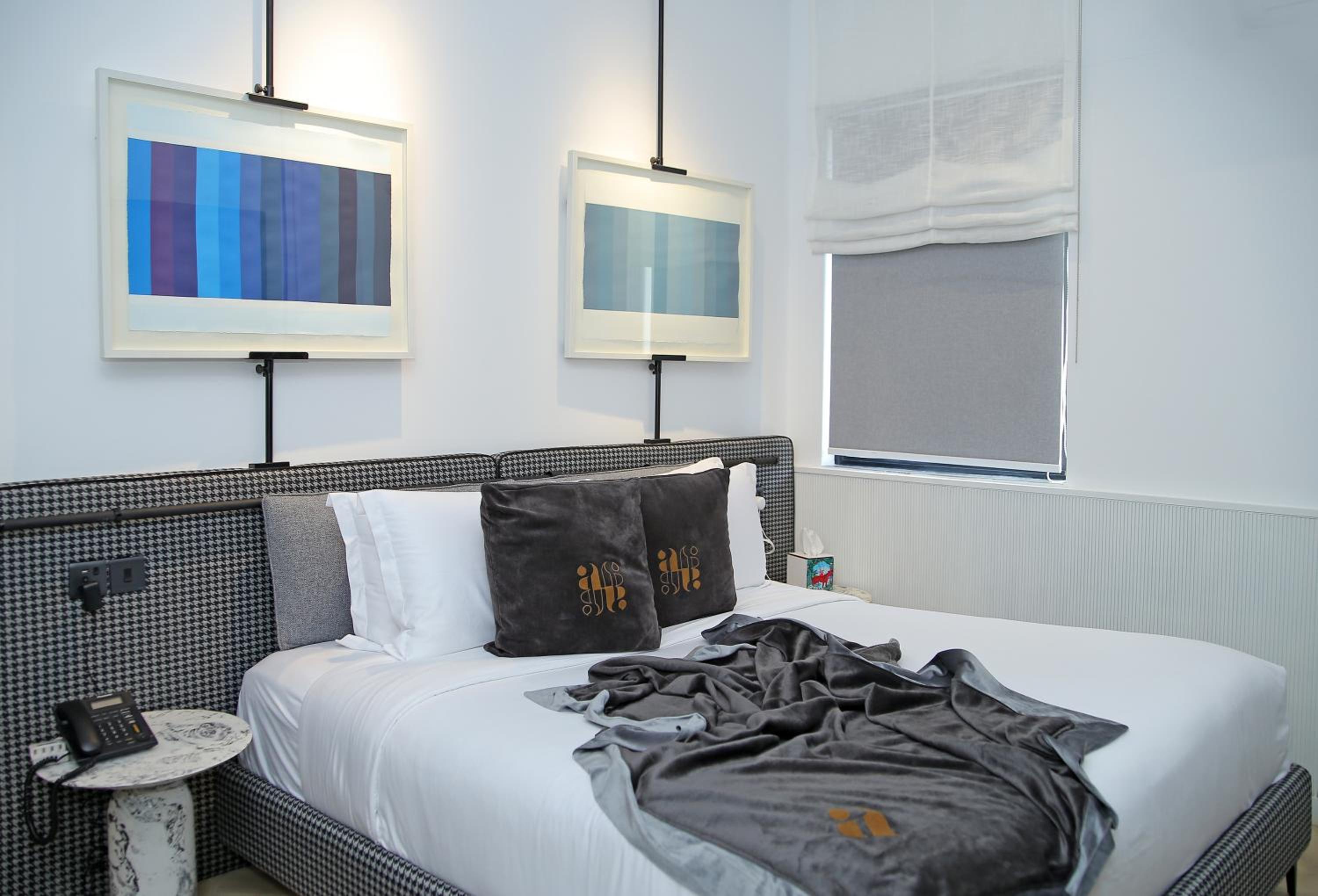 Executive Room - Photo 2