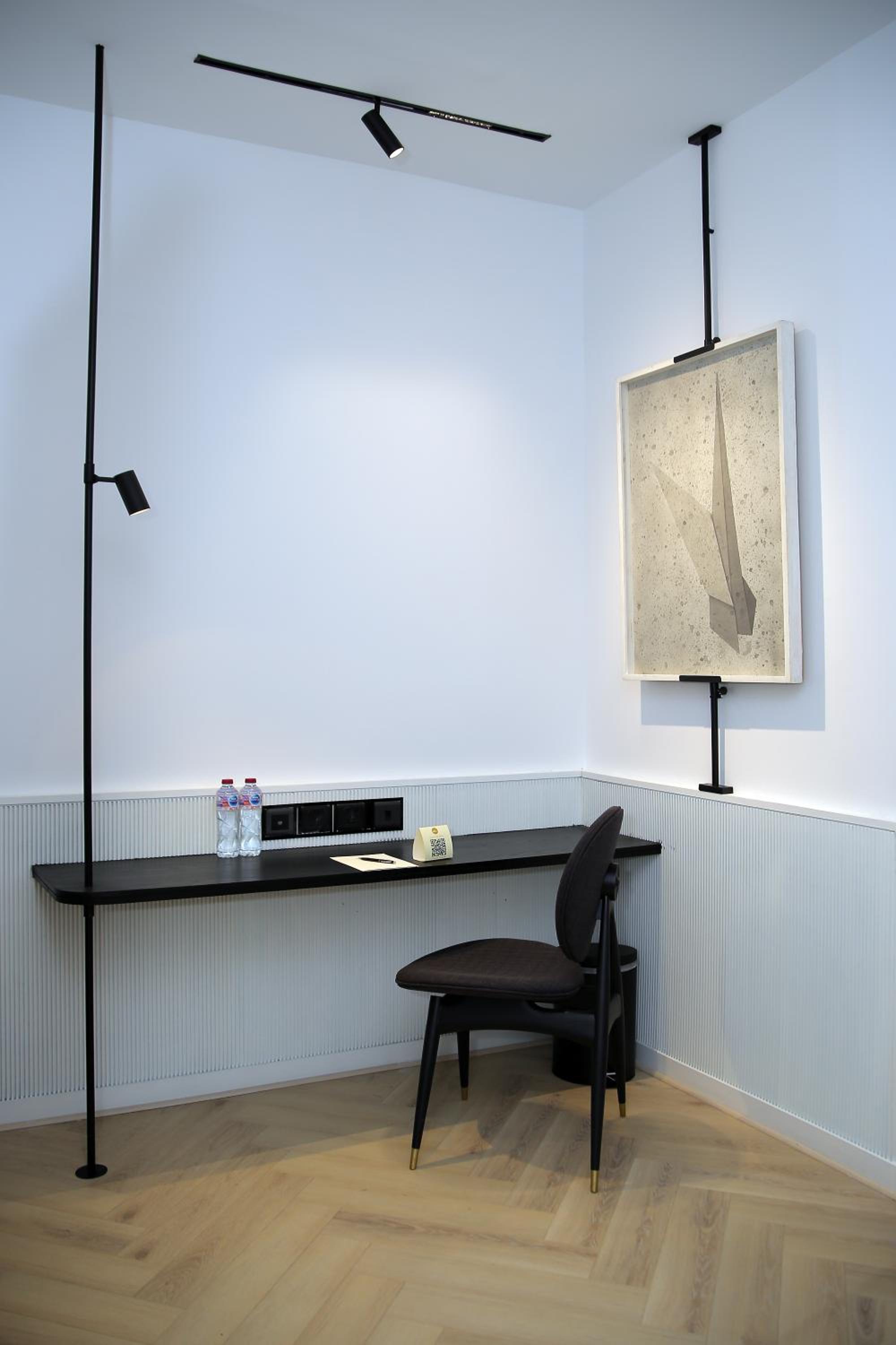 Executive Room - Photo 13