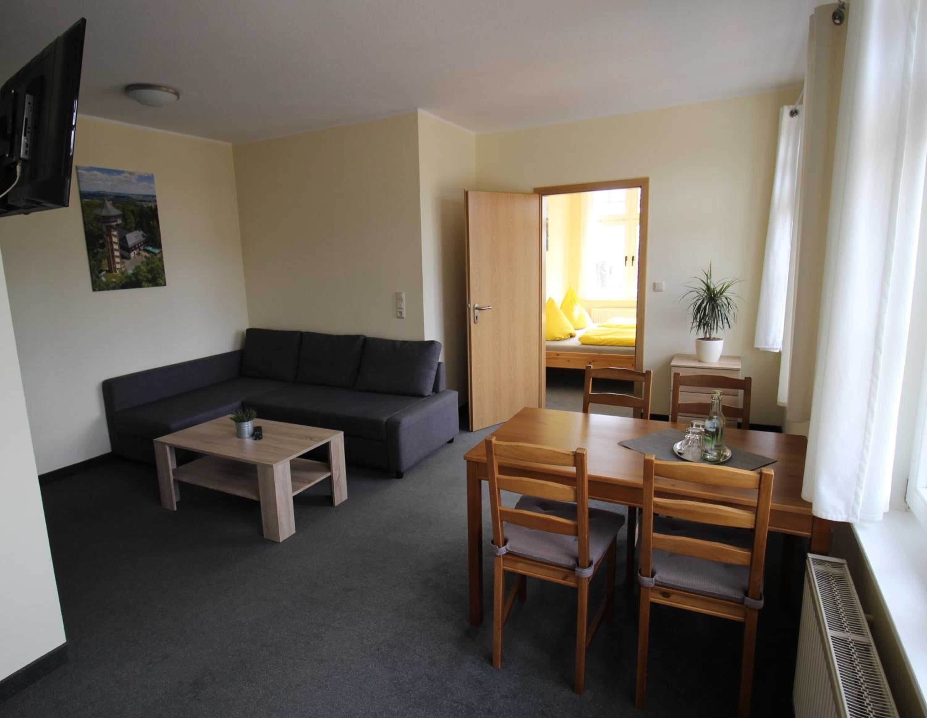 One-Bedroom Apartment - Photo 1
