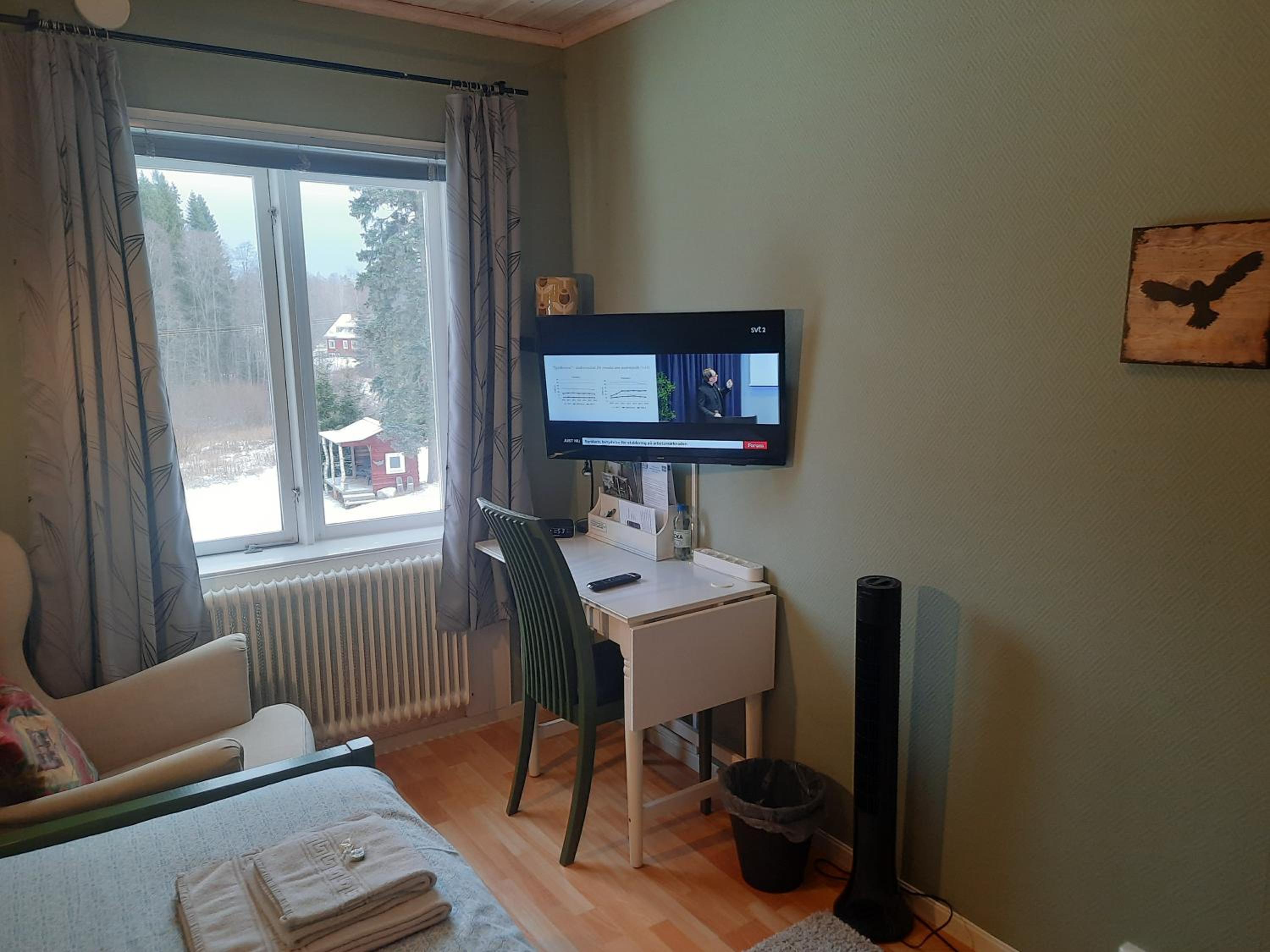 Single Room photo 2