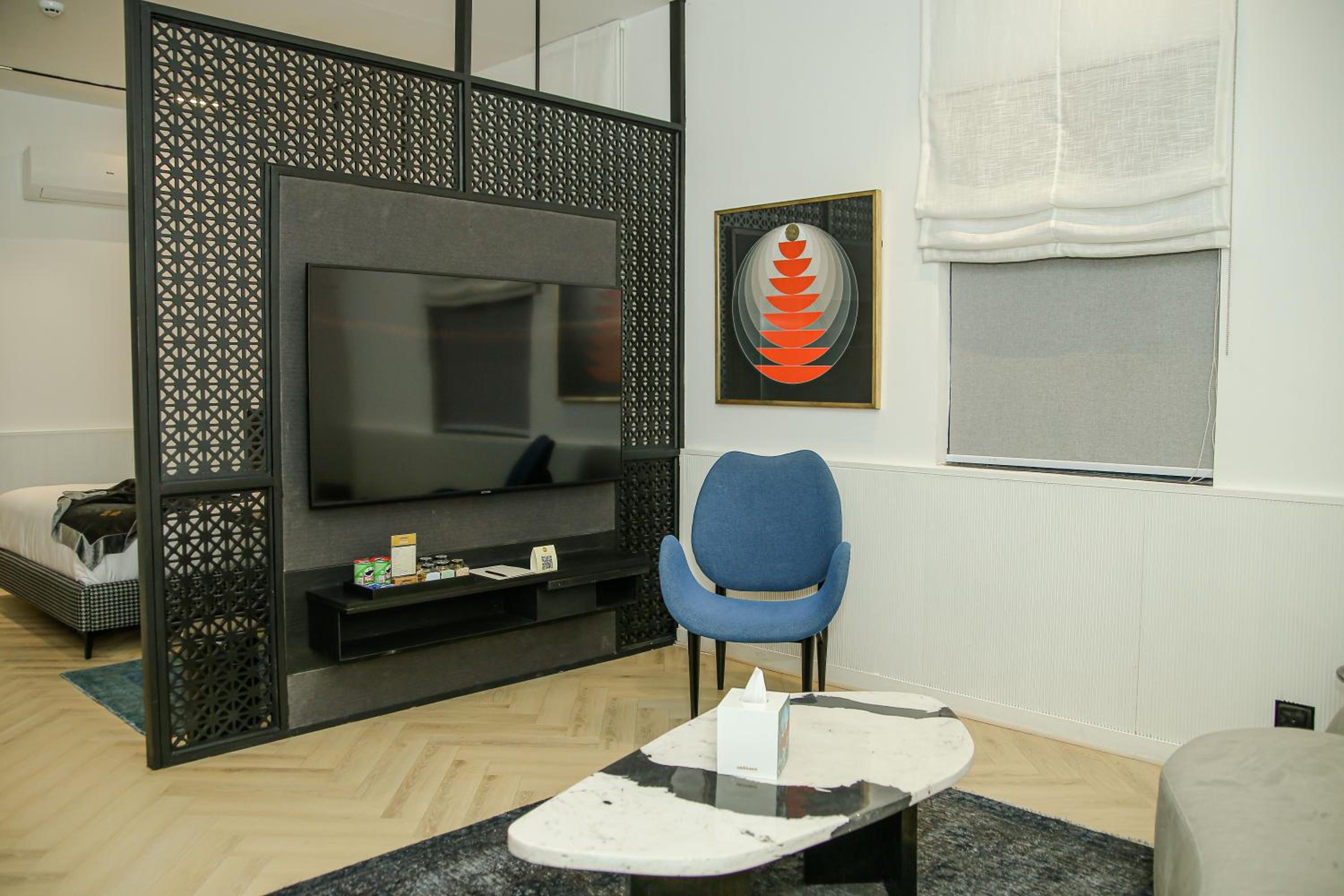 Ambiance Executive Suite photo 2