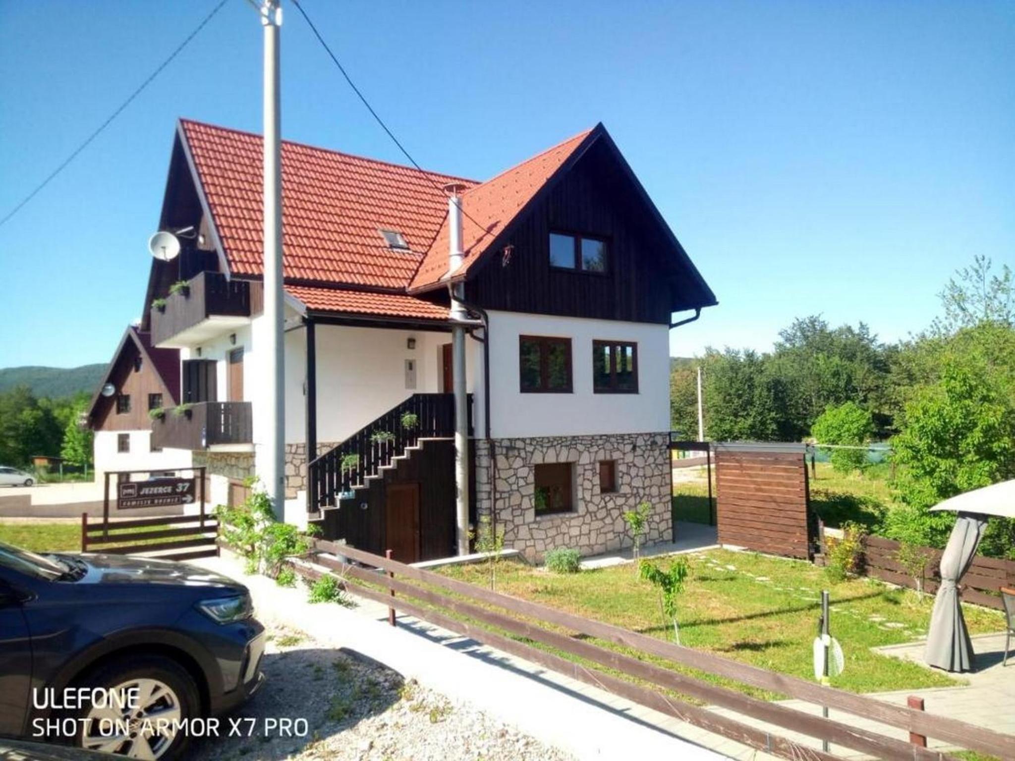 One Bedroom Apartment with Terrace - Photo 8
