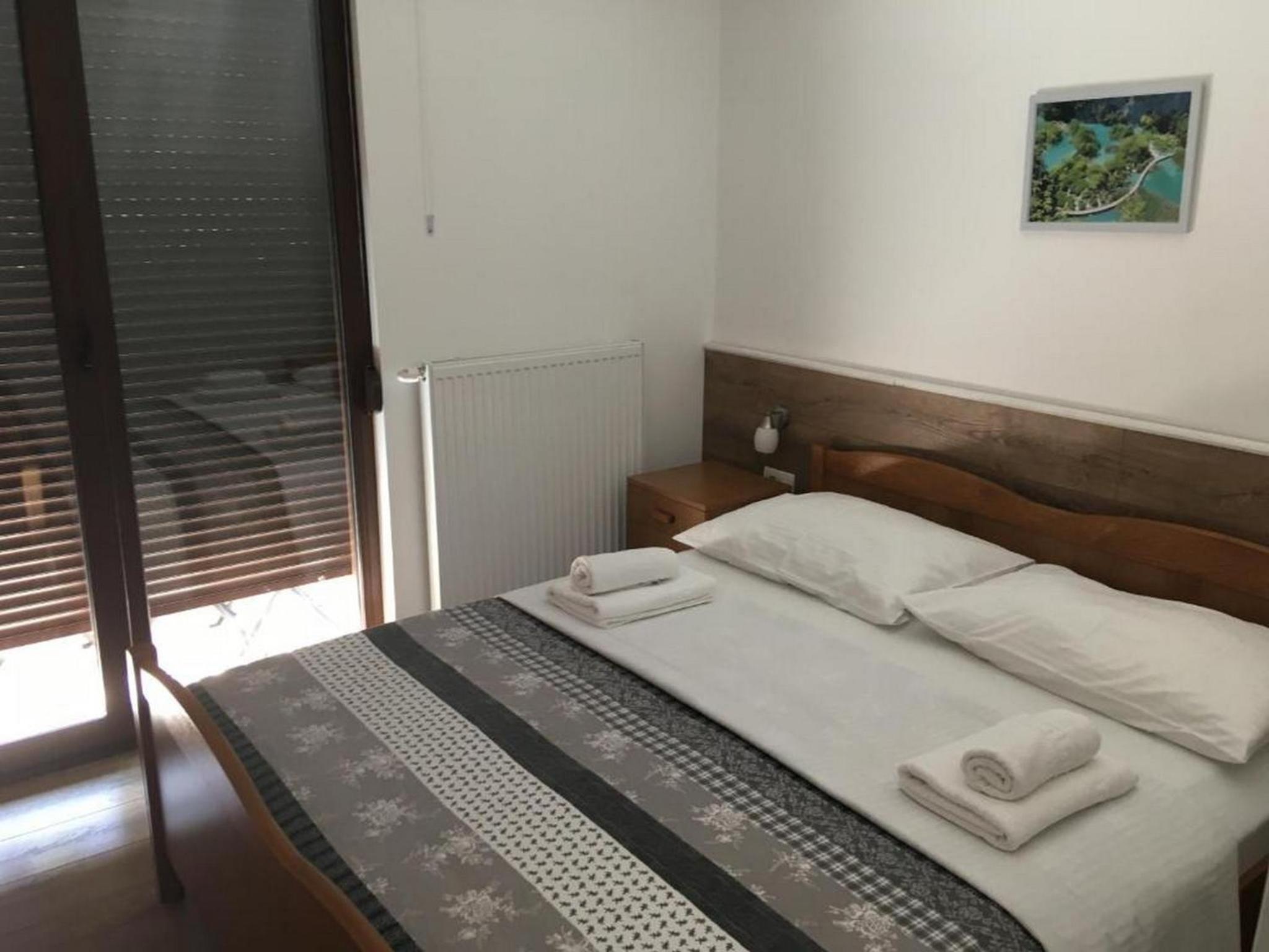 One Bedroom Apartment with Terrace - Photo 1