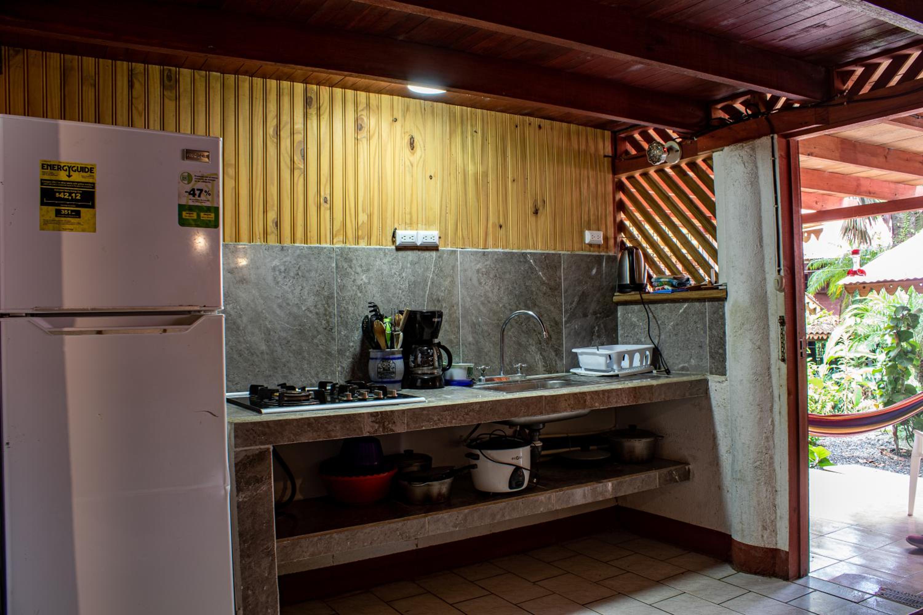 Two-Bedroom House - Photo 7