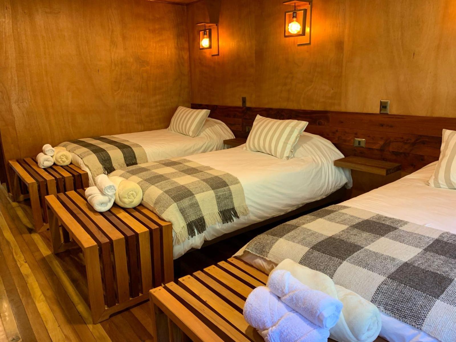 Triple Room with Private Bathroom photo 2