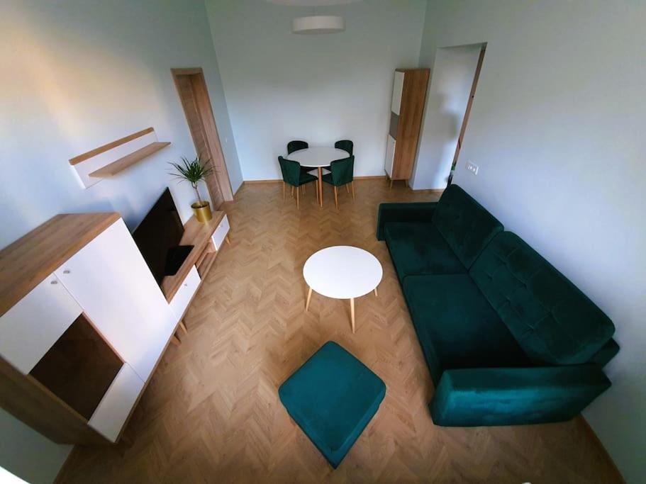 One-Bedroom Apartment - Photo 4