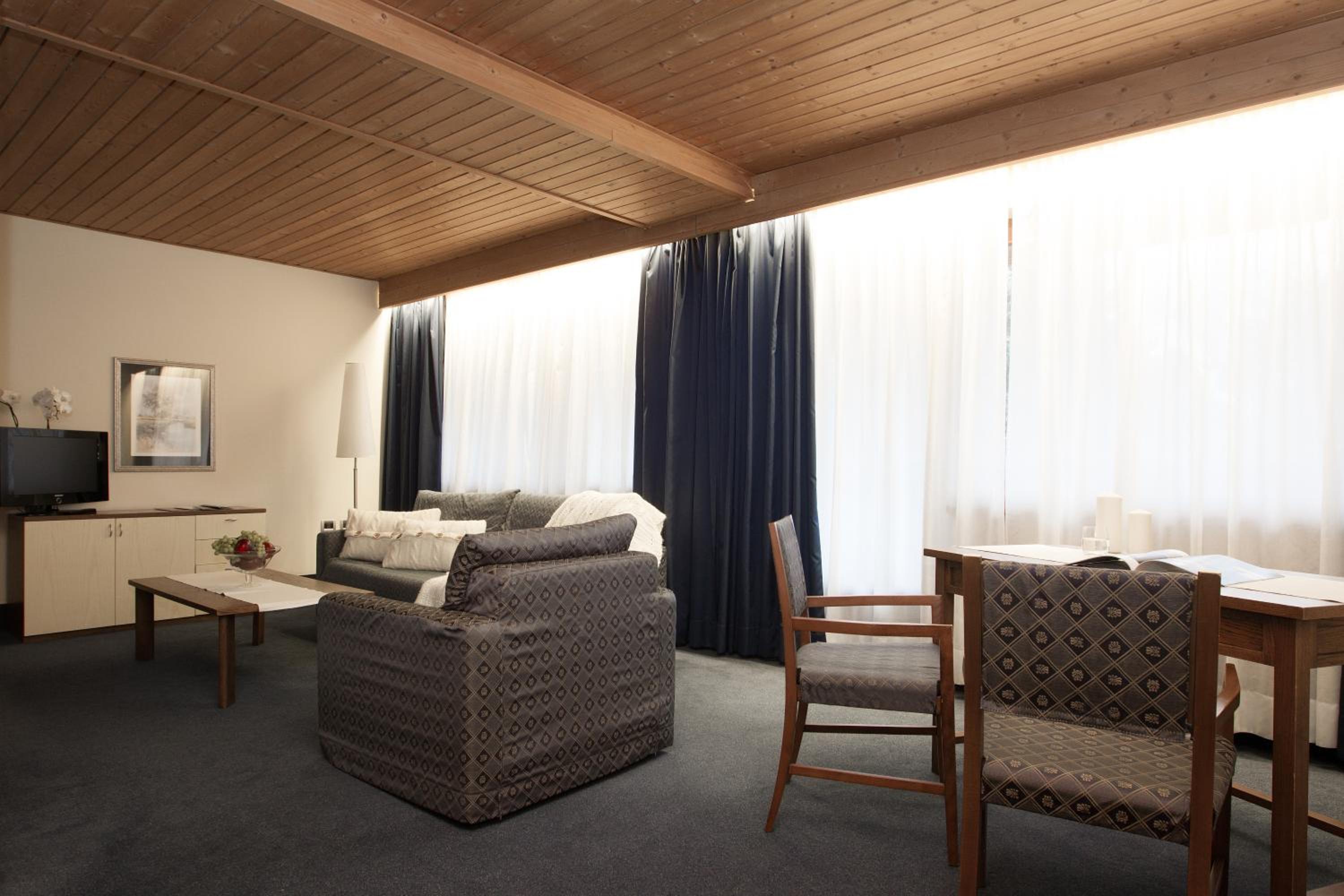 Junior Suite - Photo 31