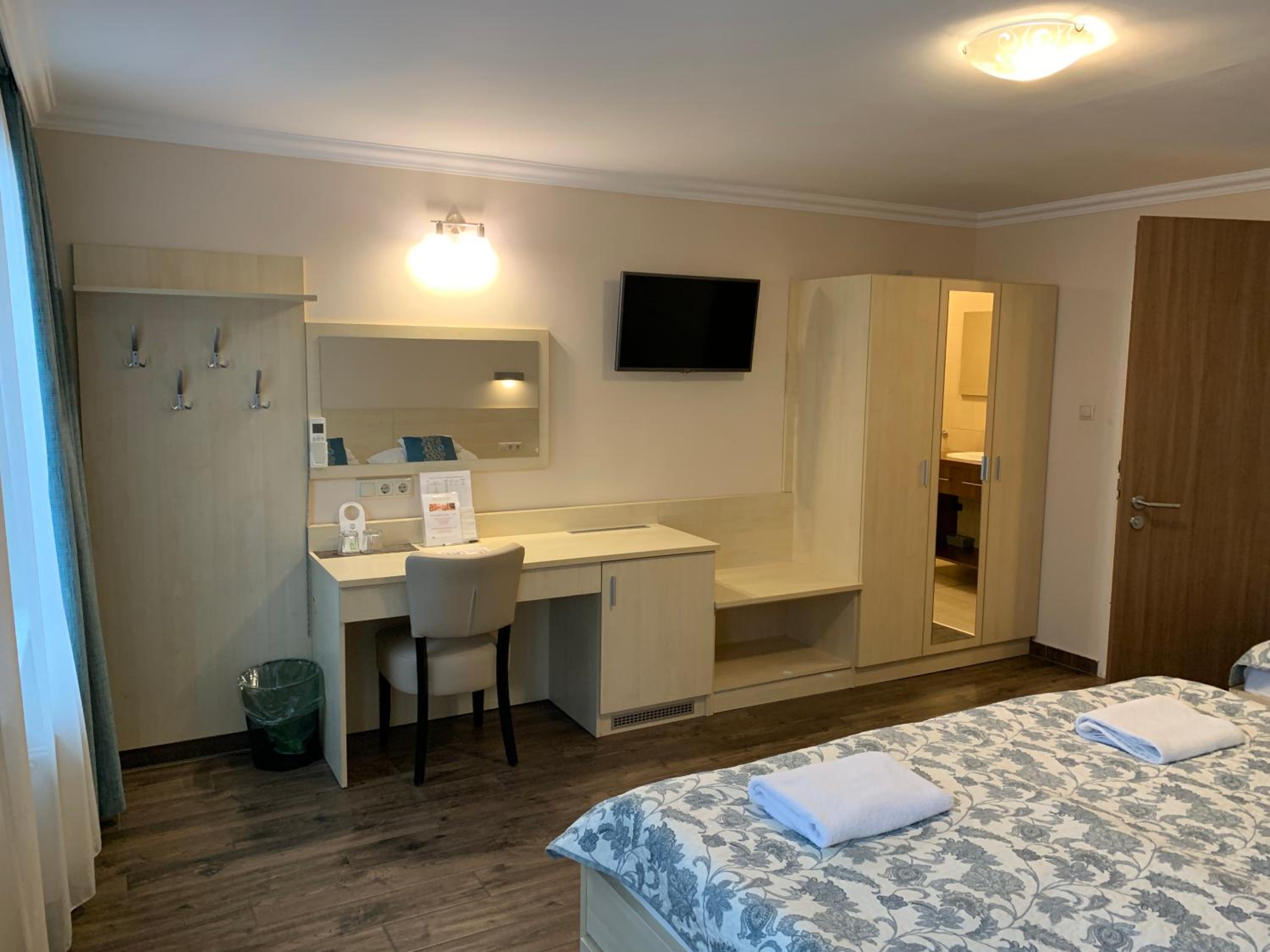 Basic Triple Room - Photo 7