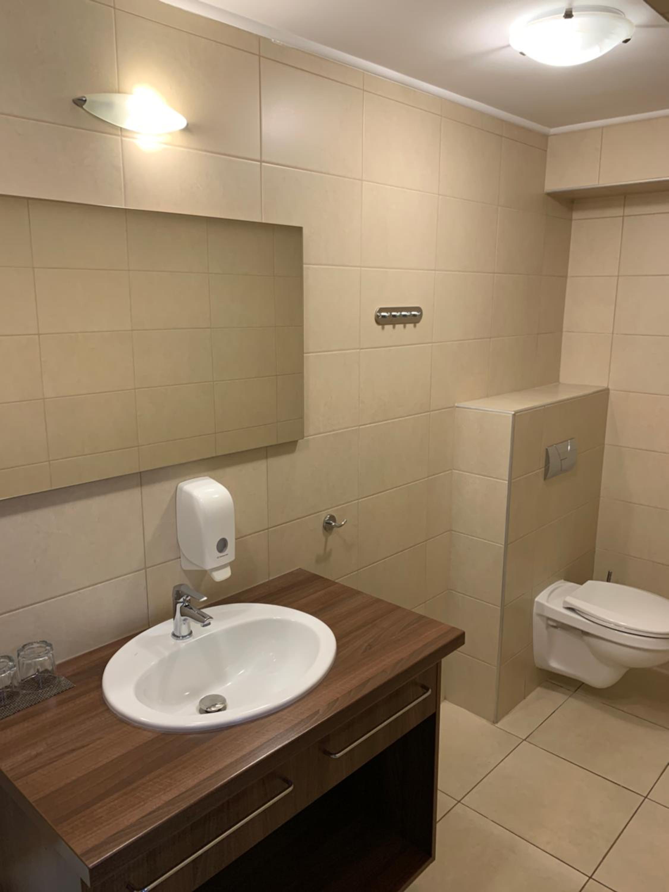 Basic Triple Room - Photo 8