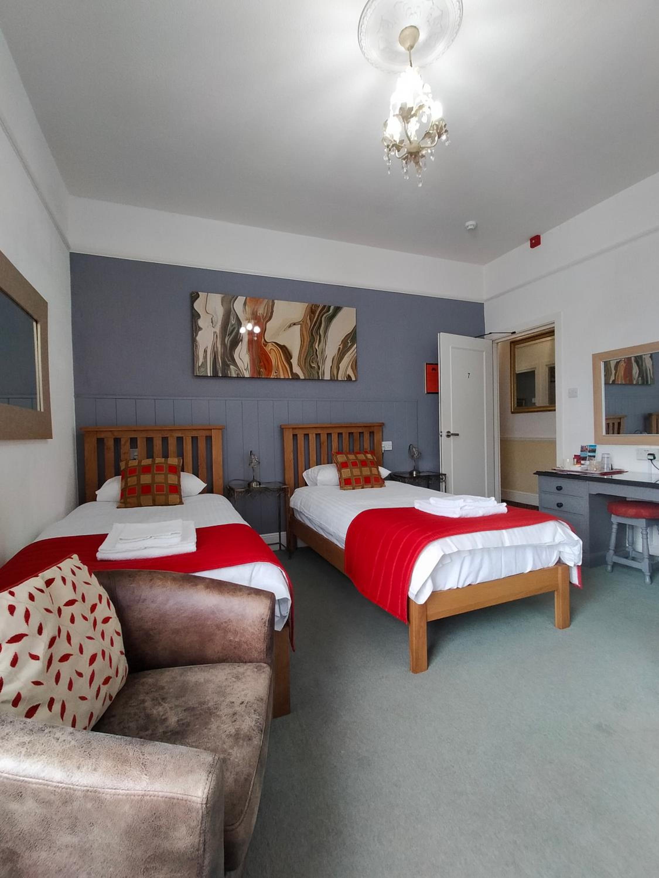 Standard Twin Room photo 1