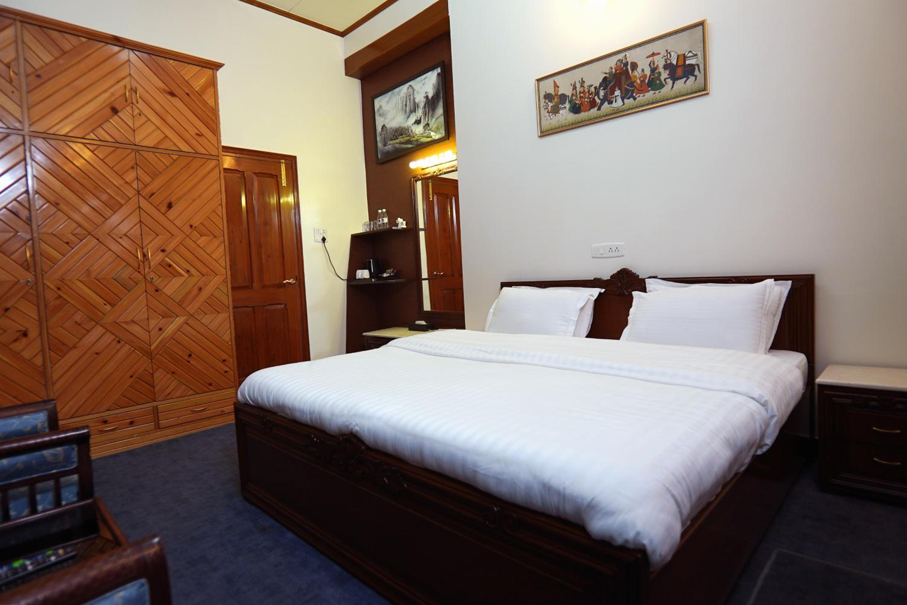 Deluxe Room - Photo 1