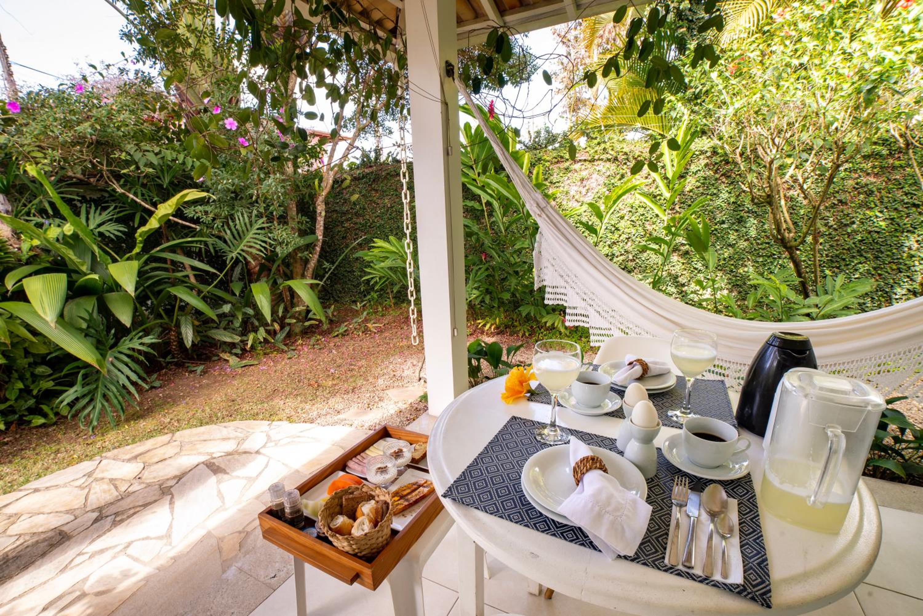 Deluxe Bungalow with Garden View photo 2