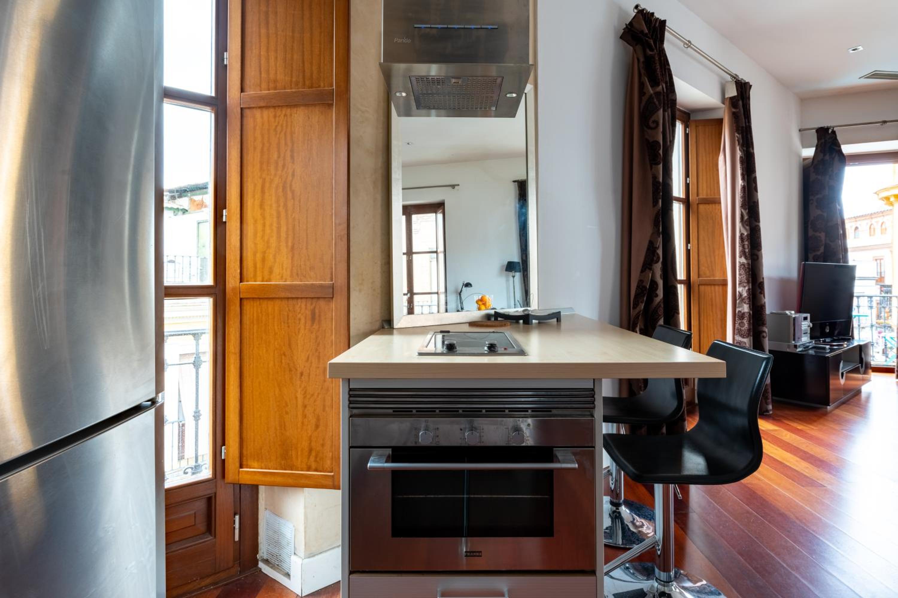 Apartment - Photo 2