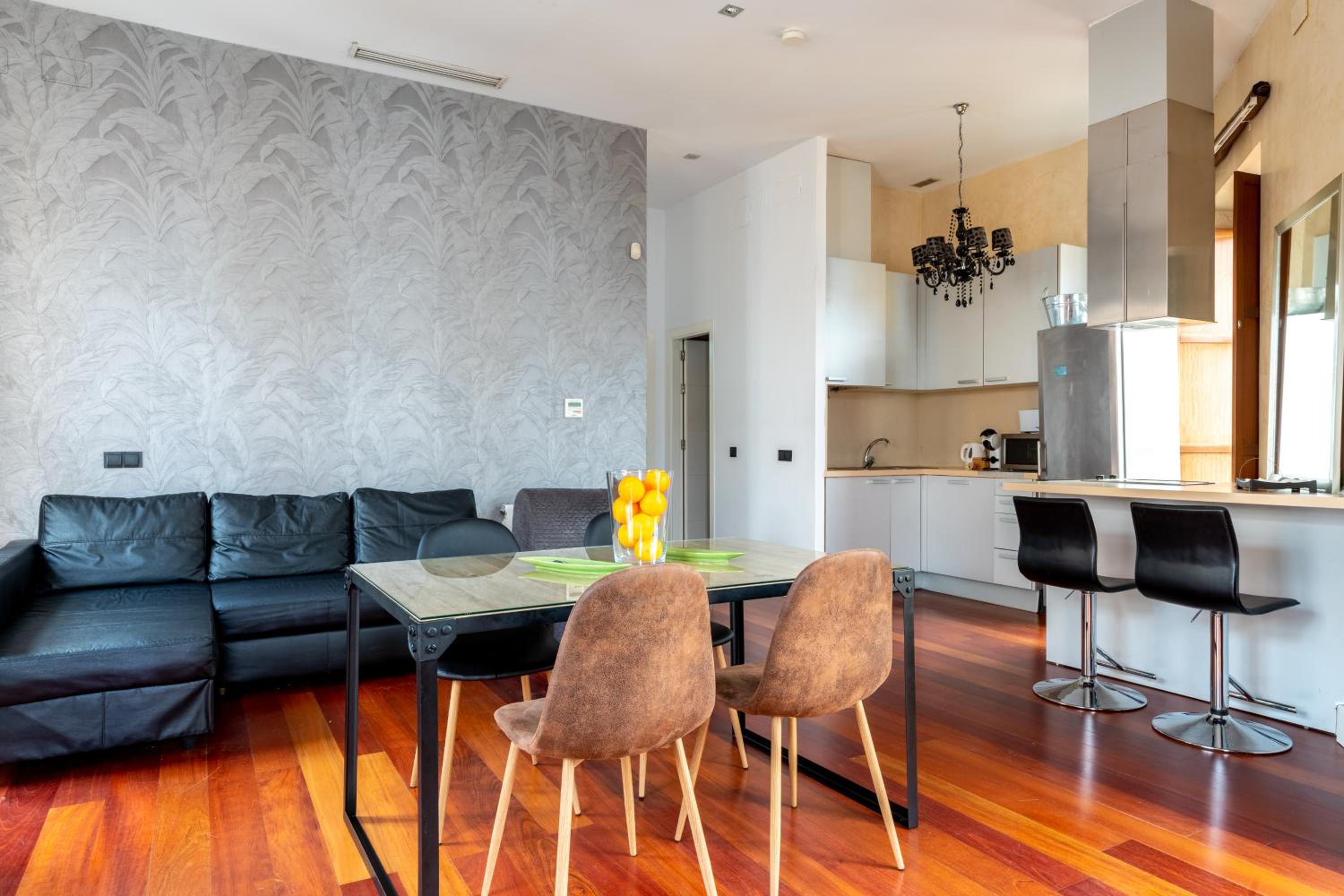 Apartment - Photo 5