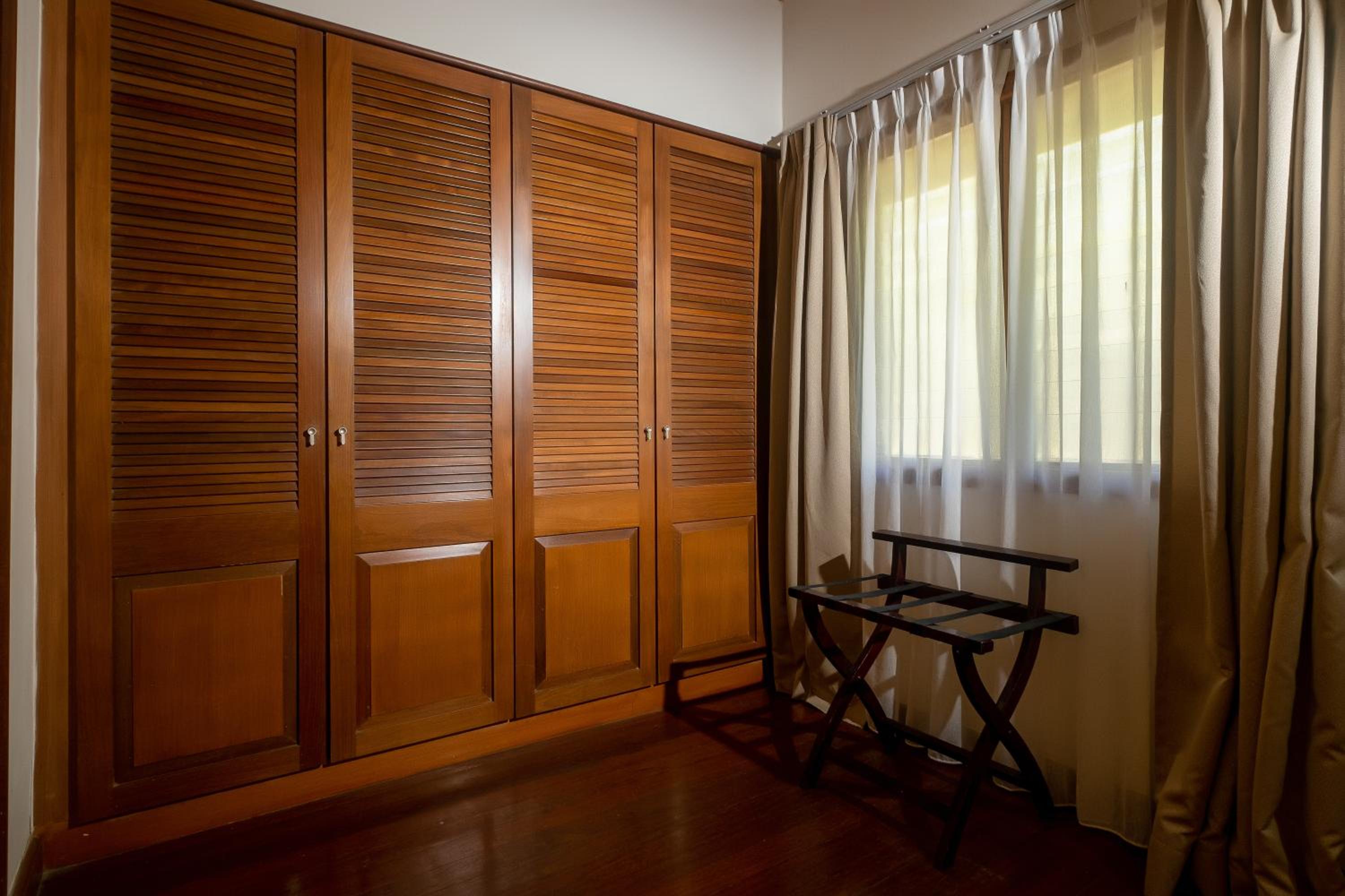 Two Bedroom Garden View Suite - Photo 16