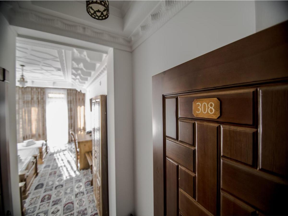 Luxury Triple Room photo 1