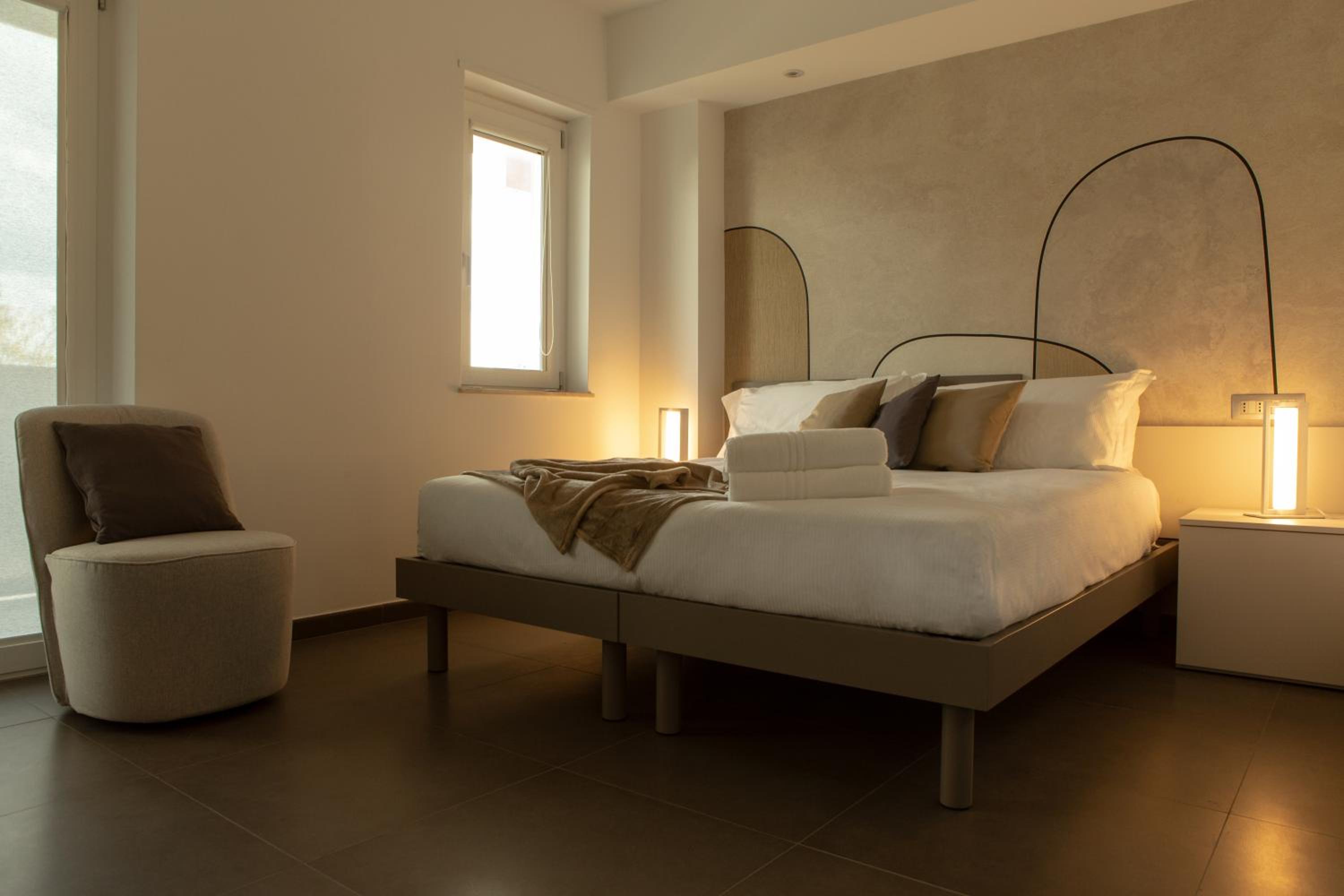 Deluxe Double Room with Balcony photo 1