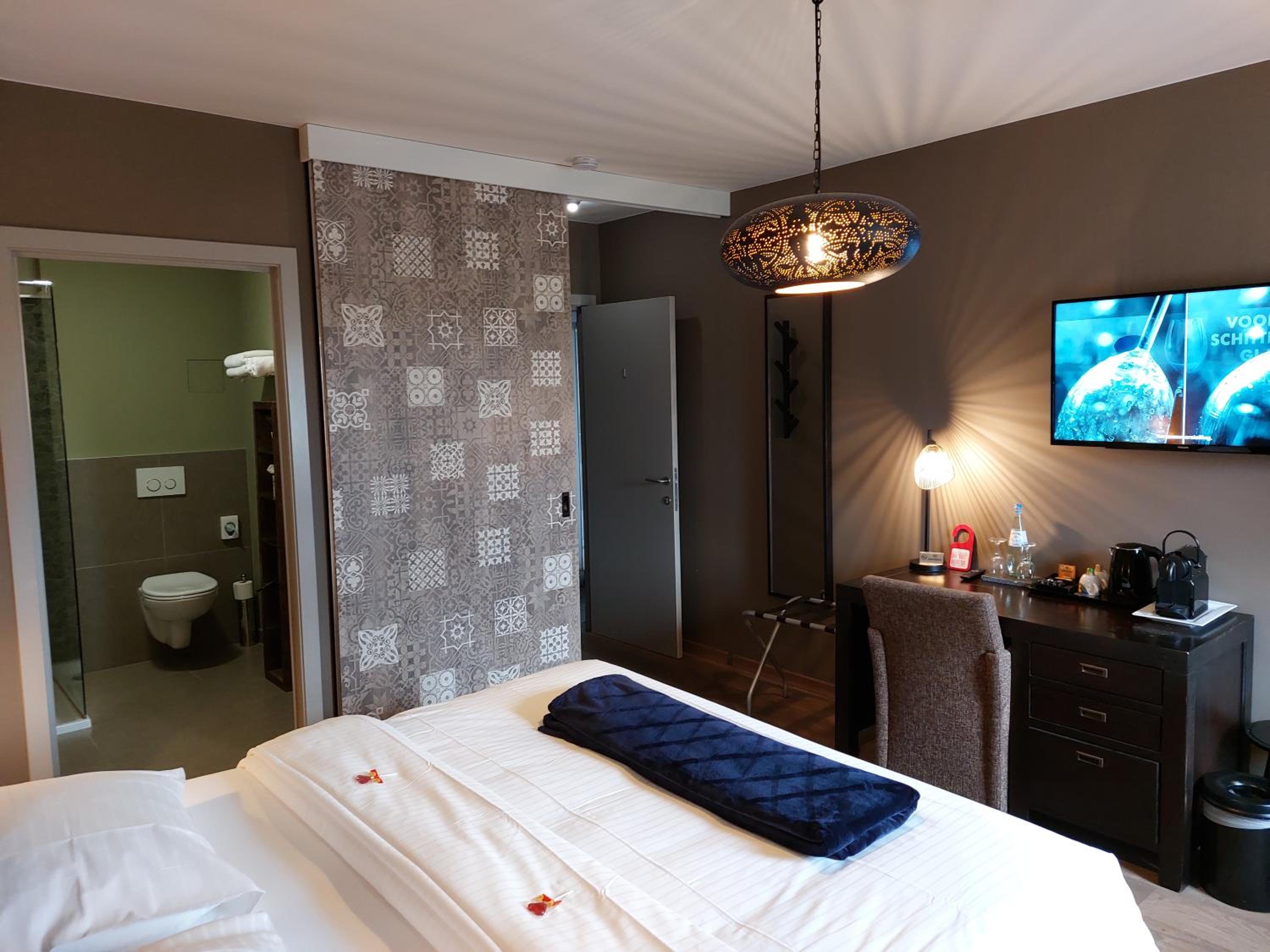 Standard Double or Twin Room photo 1
