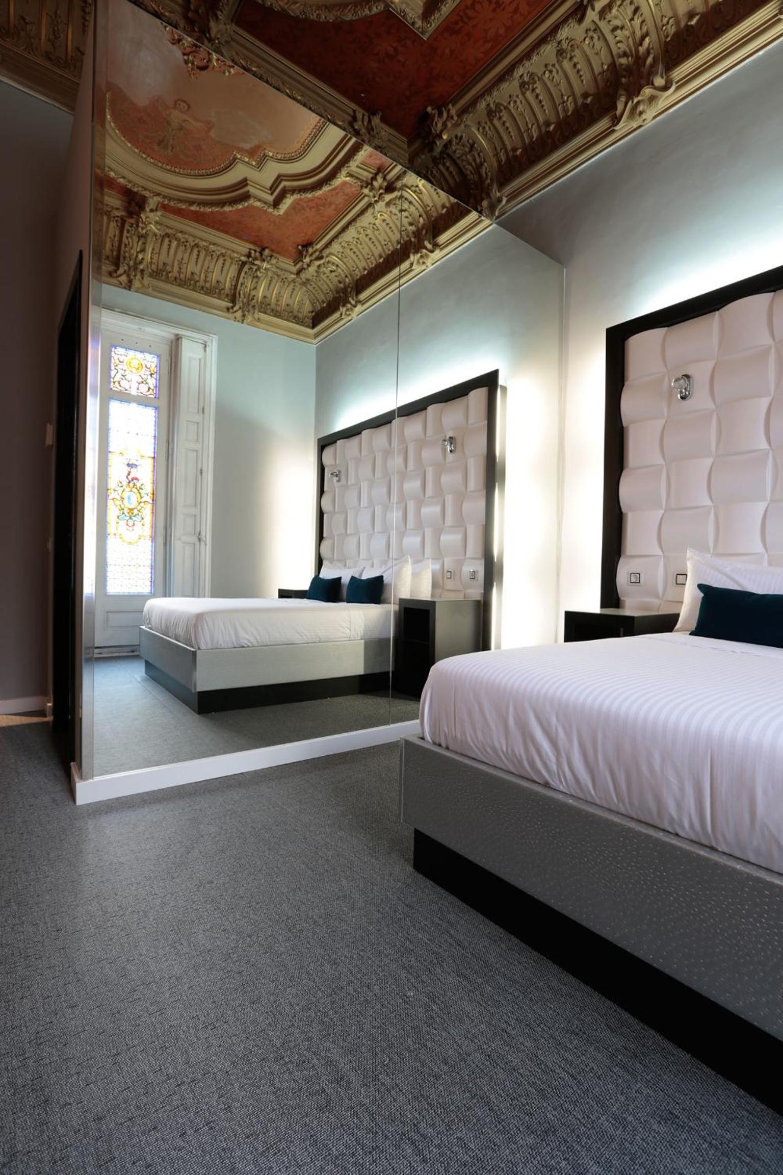 Double Room with Balcony photo 2