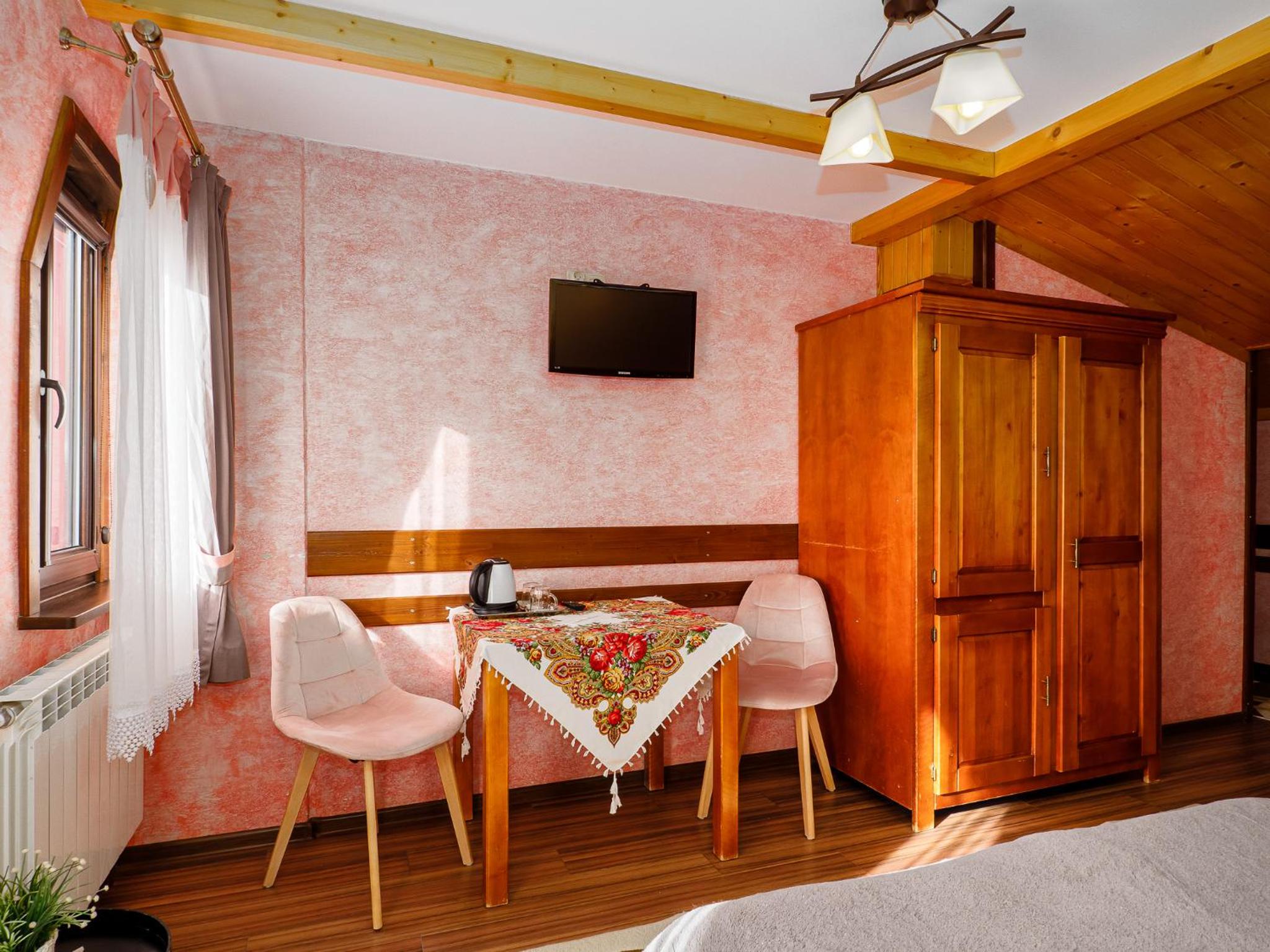 Double Room - Photo 17