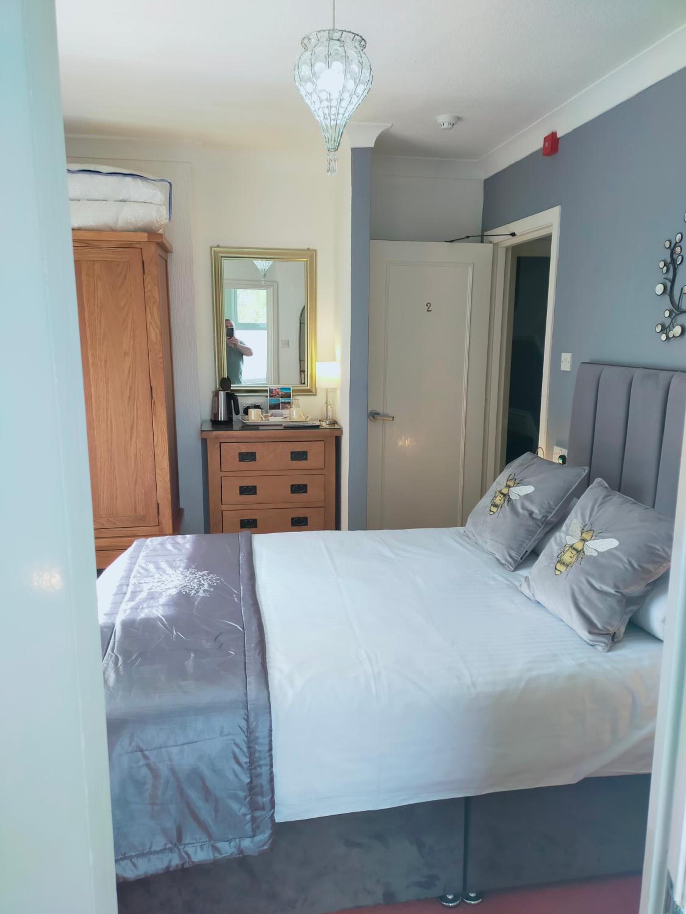Small Double Room photo 1