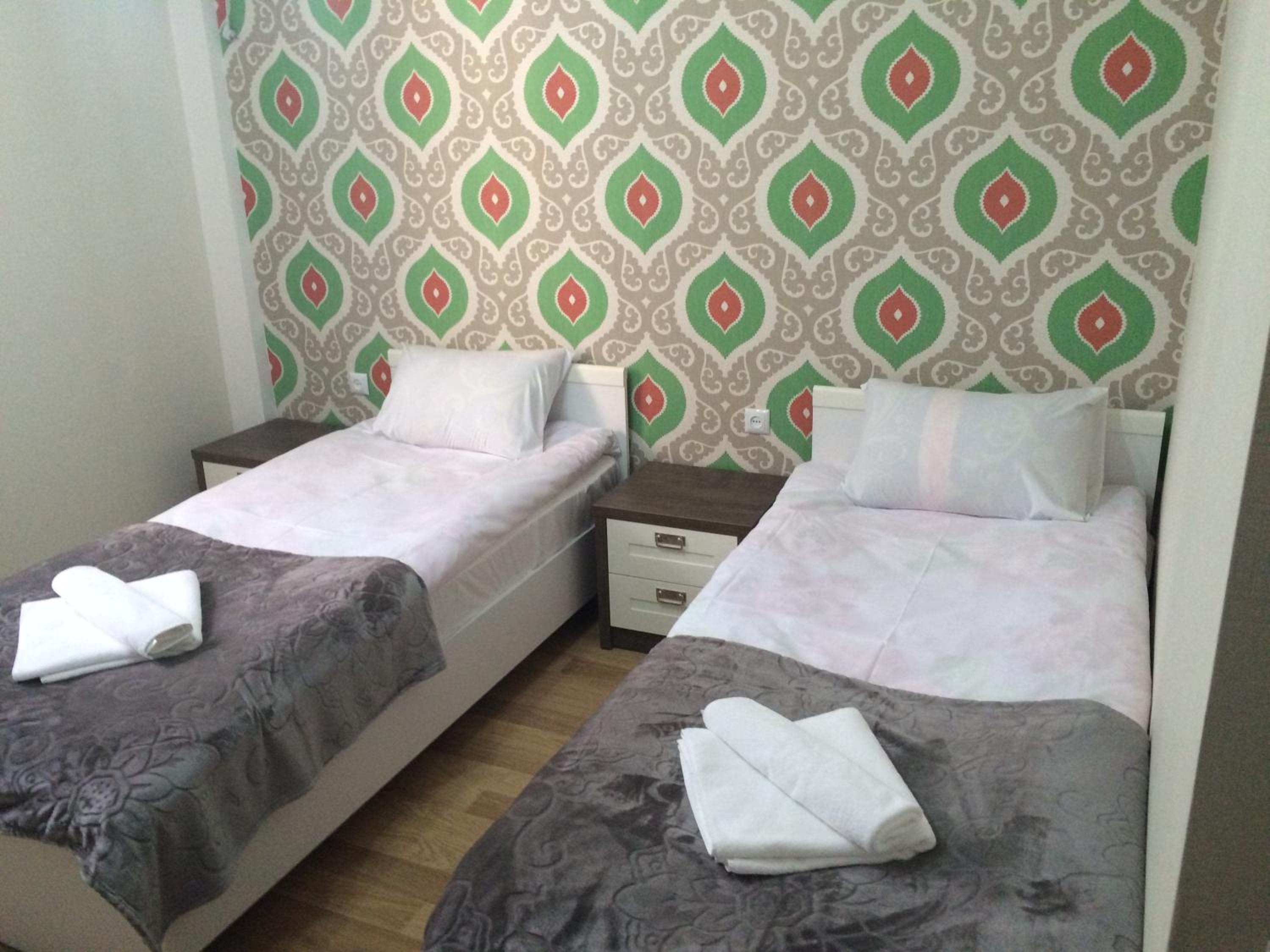 Twin Room - Photo 1