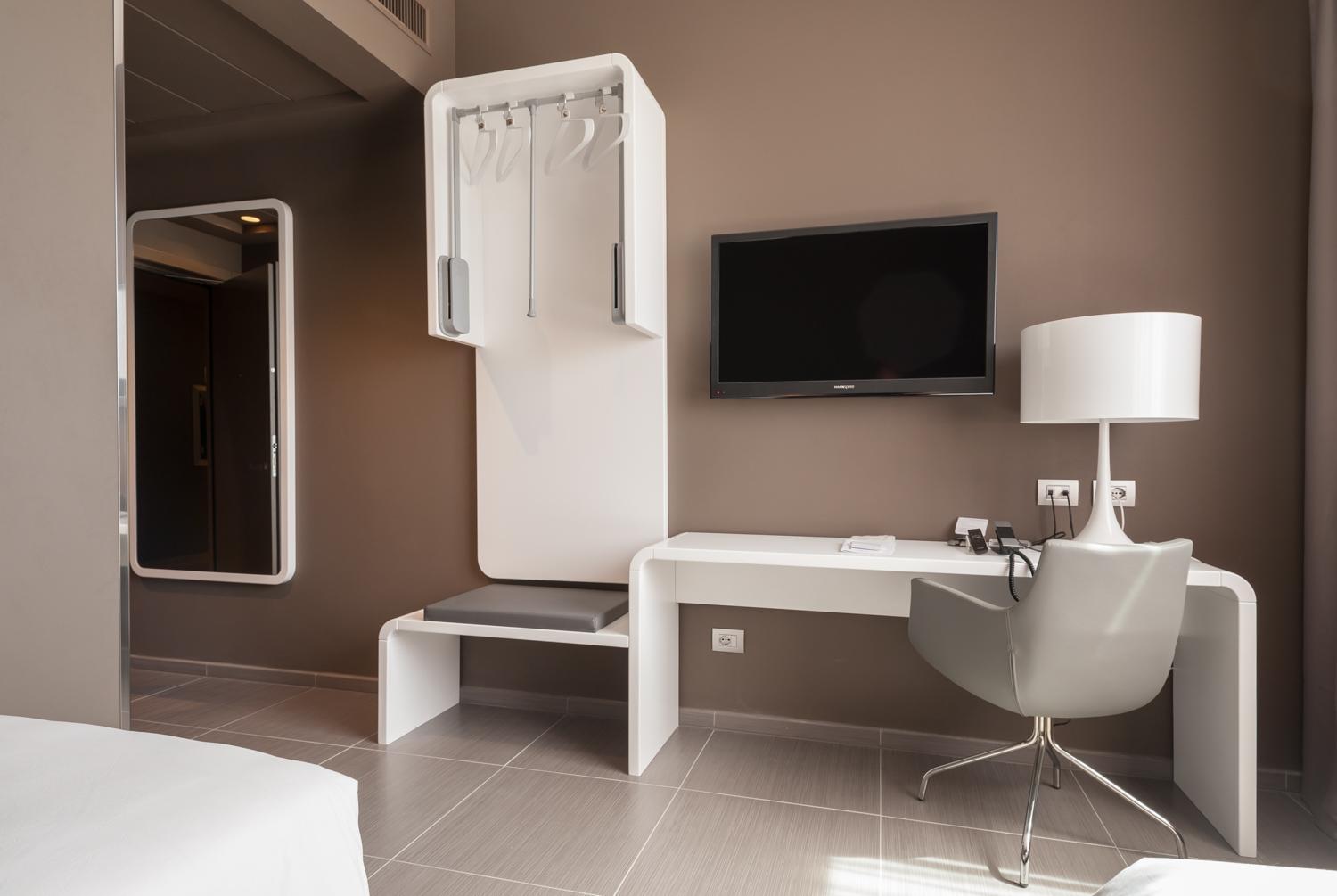 Double Room - Disability Access photo 2
