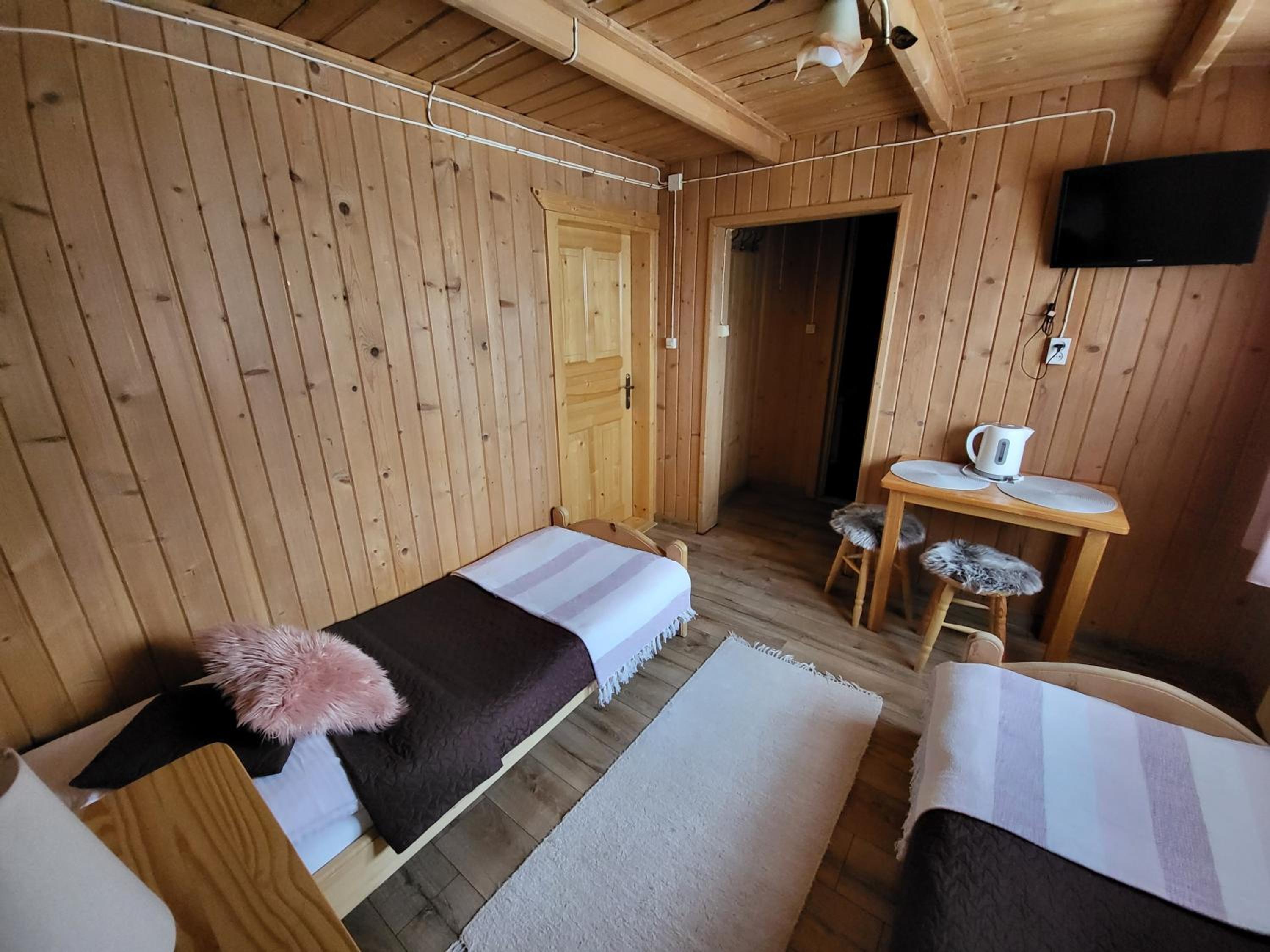 Standard Twin Room photo 2