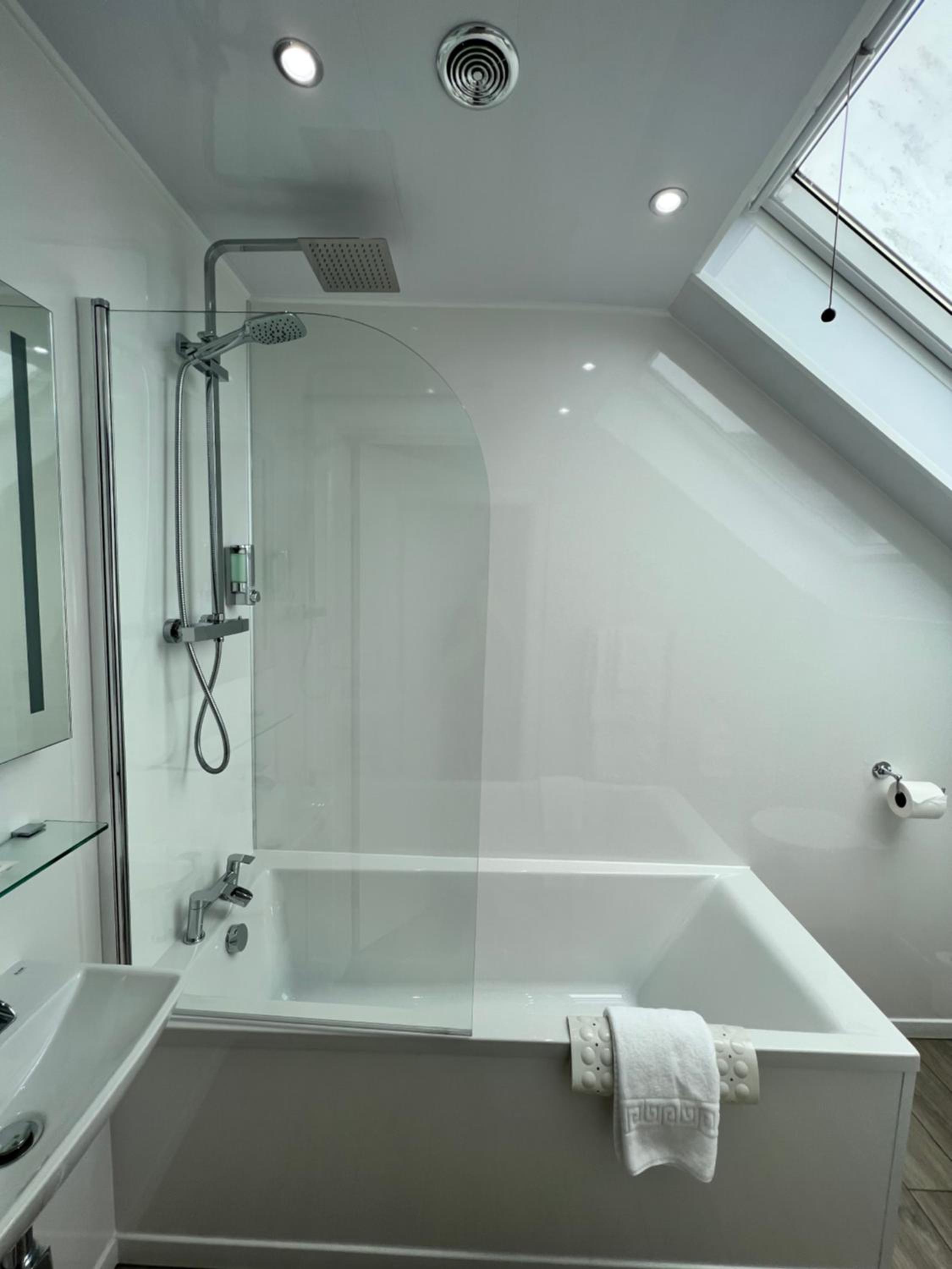 Double Room with Sea View photo 2