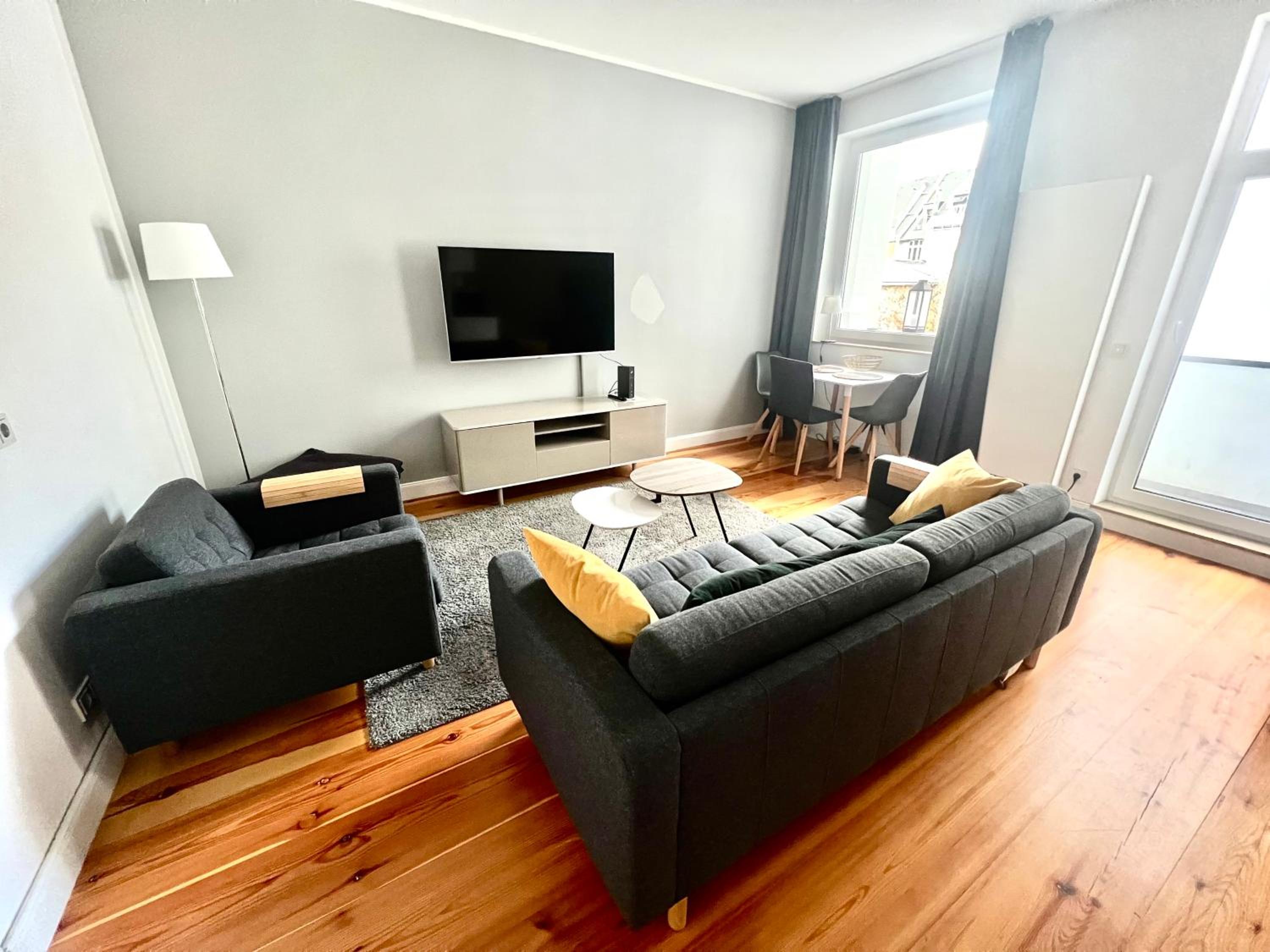 One-Bedroom Apartment